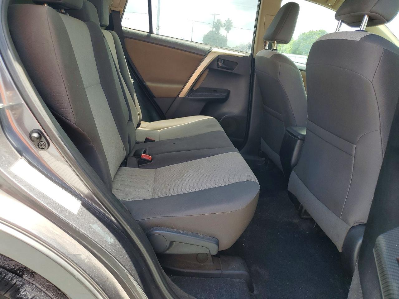 2015 Toyota Rav4 Le Gray vin: 2T3ZFREV0FW171222