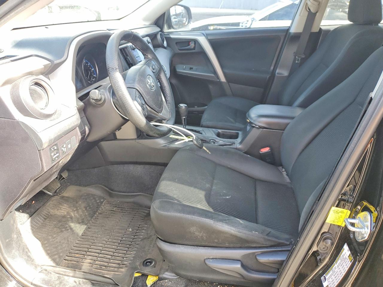 2017 Toyota Rav4 Le Black vin: 2T3ZFREV0HW388188