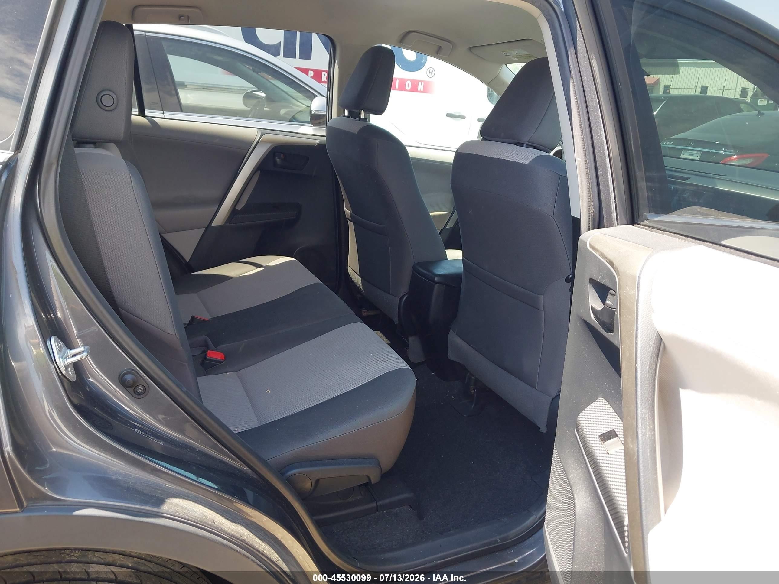2013 Toyota Rav4 Le Blue vin: 2T3ZFREV1DW009743