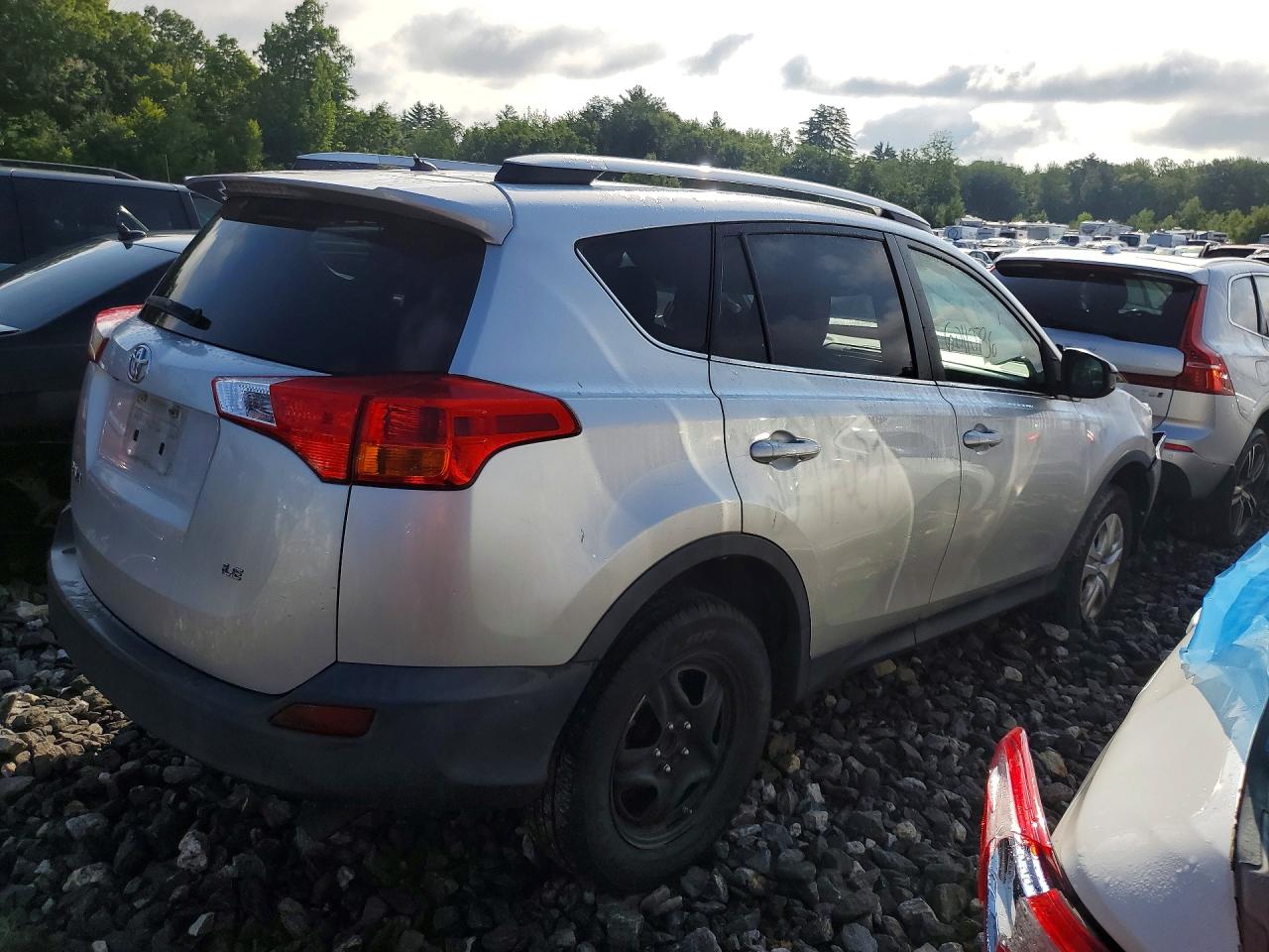 2013 Toyota Rav4 Le Silver vin: 2T3ZFREV1DW013906
