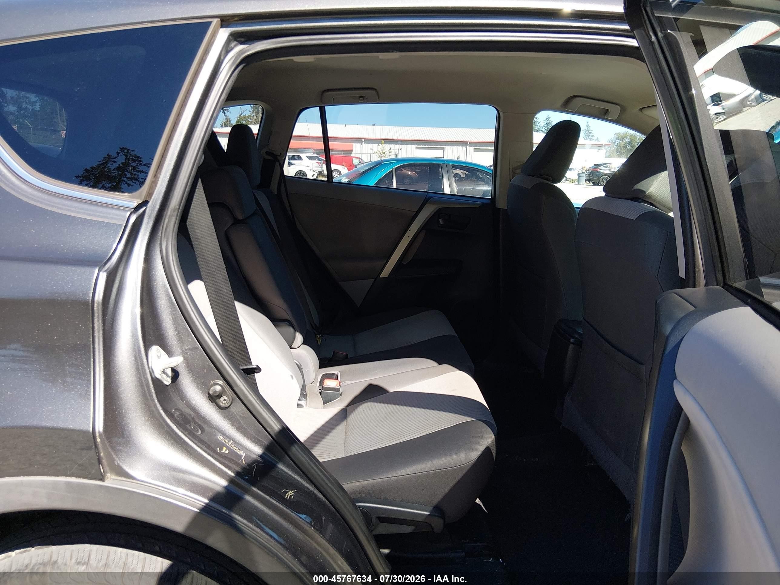 2013 Toyota Rav4 Le Gray vin: 2T3ZFREV1DW015428
