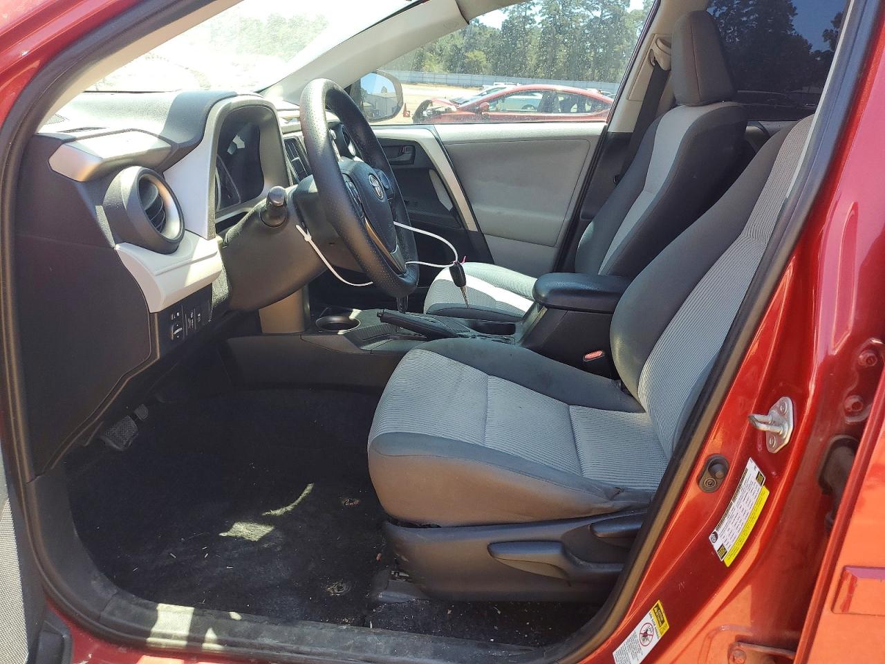2013 Toyota Rav4 Le Red vin: 2T3ZFREV1DW033945