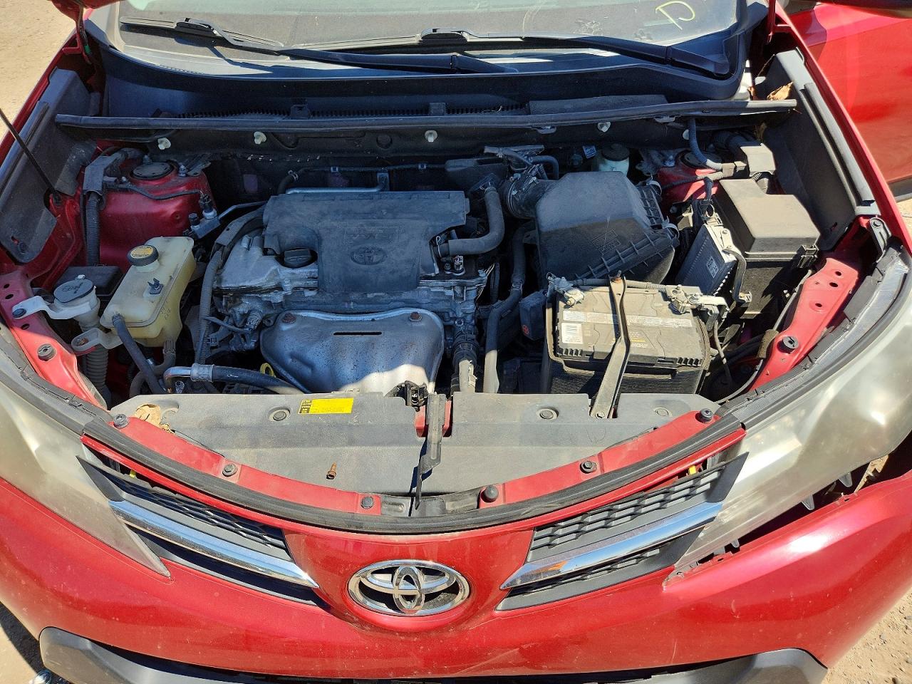 2014 Toyota Rav4 Le Red vin: 2T3ZFREV1EW118687