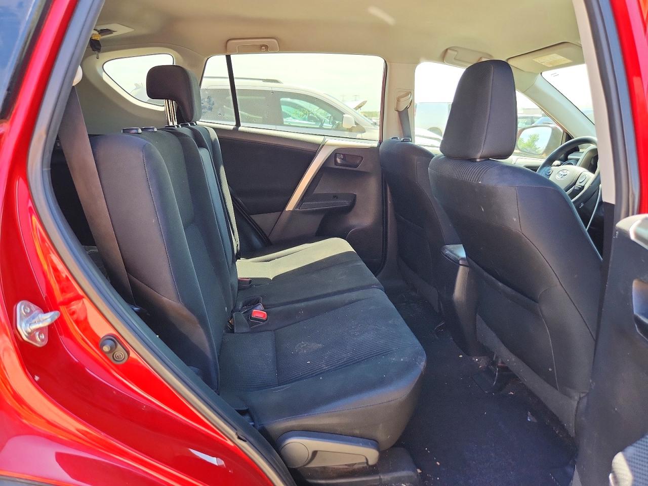 2014 Toyota Rav4 Le Red vin: 2T3ZFREV1EW118687