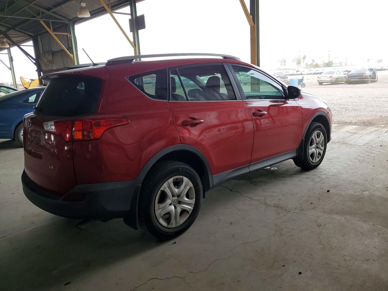2015 Toyota Rav4 Le Red vin: 2T3ZFREV1FW147253