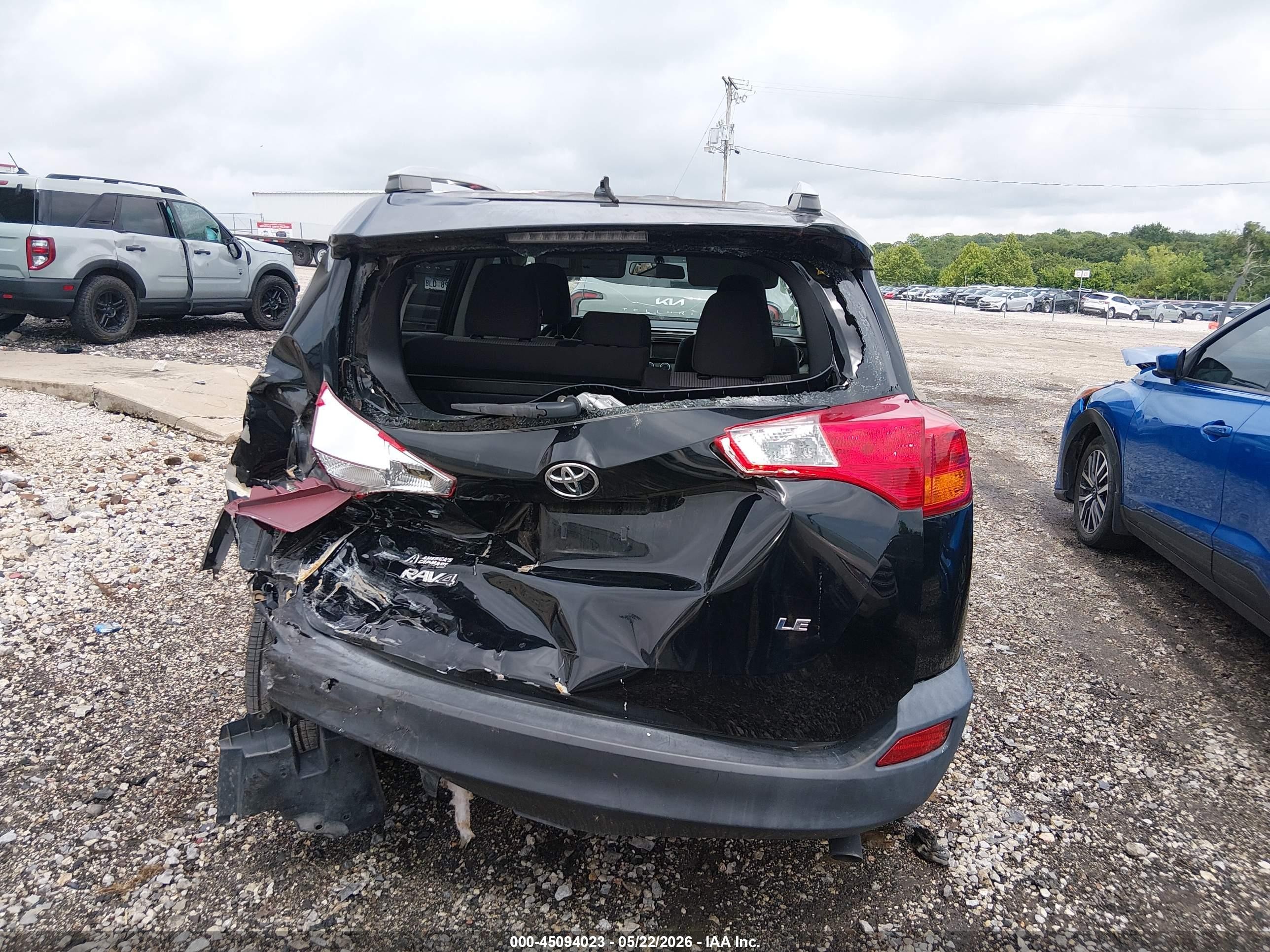 2015 Toyota Rav4 Le Black vin: 2T3ZFREV1FW156115