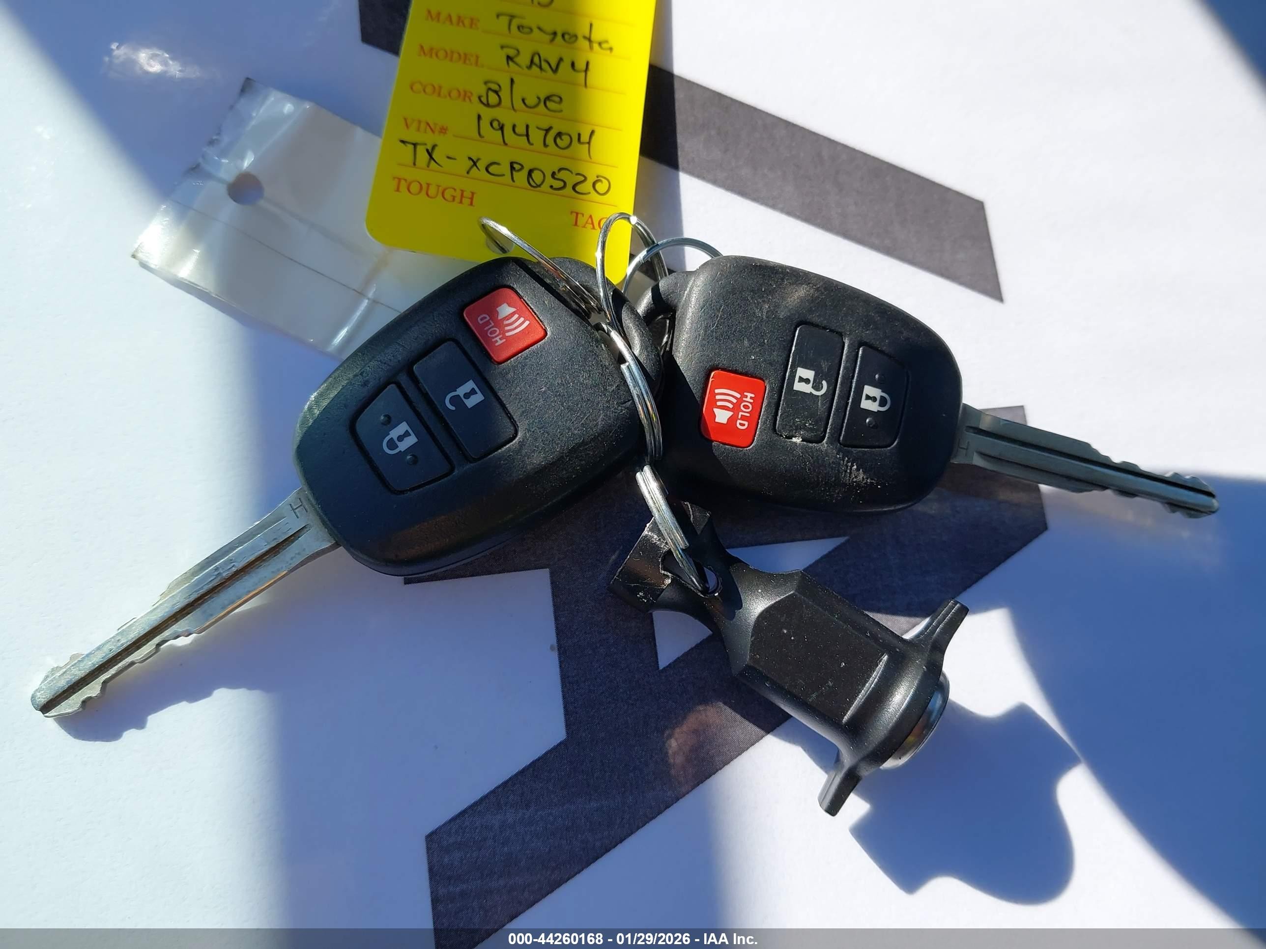 2015 Toyota Rav4 Le Blue vin: 2T3ZFREV1FW194704