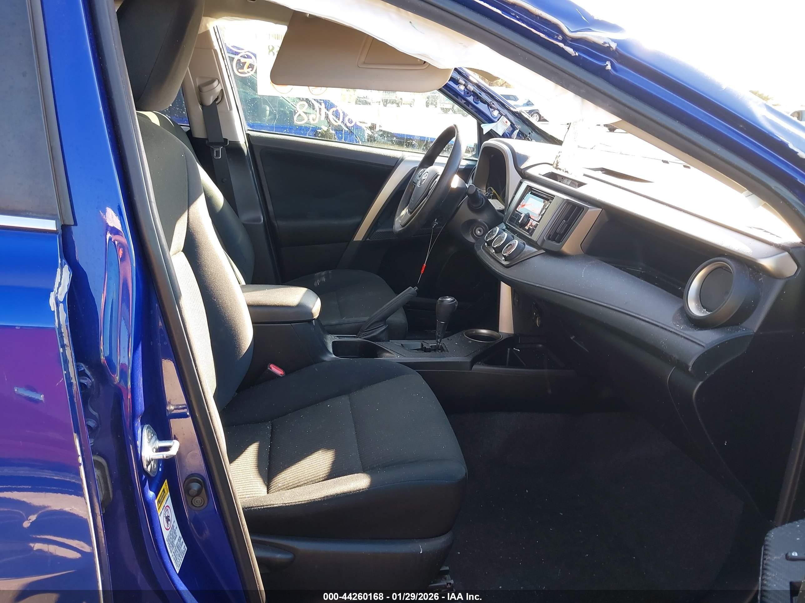 2015 Toyota Rav4 Le Blue vin: 2T3ZFREV1FW194704