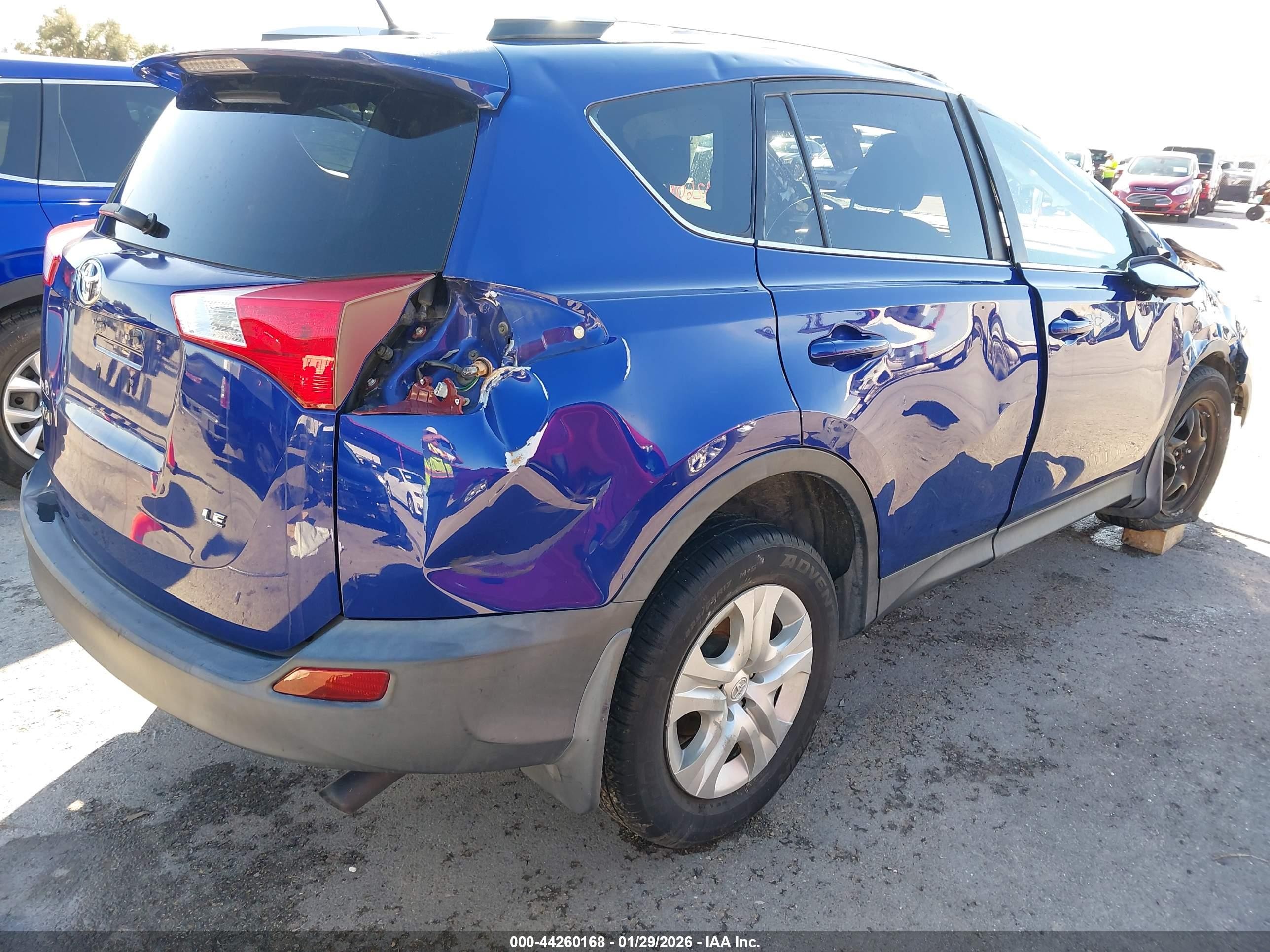 2015 Toyota Rav4 Le Blue vin: 2T3ZFREV1FW194704