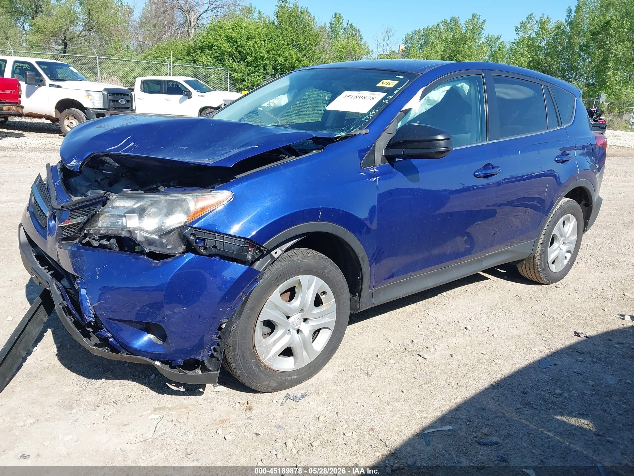 2015 Toyota Rav4 Le Blue vin: 2T3ZFREV1FW195089
