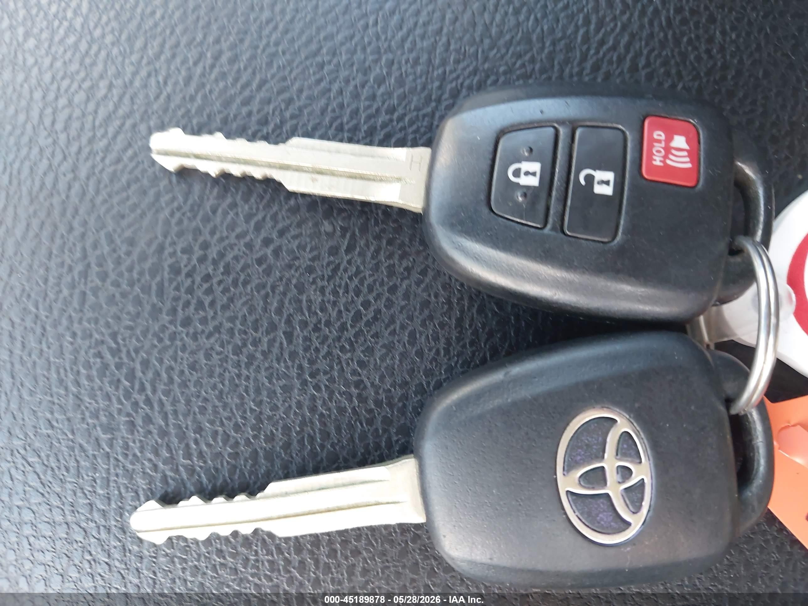 2015 Toyota Rav4 Le Blue vin: 2T3ZFREV1FW195089