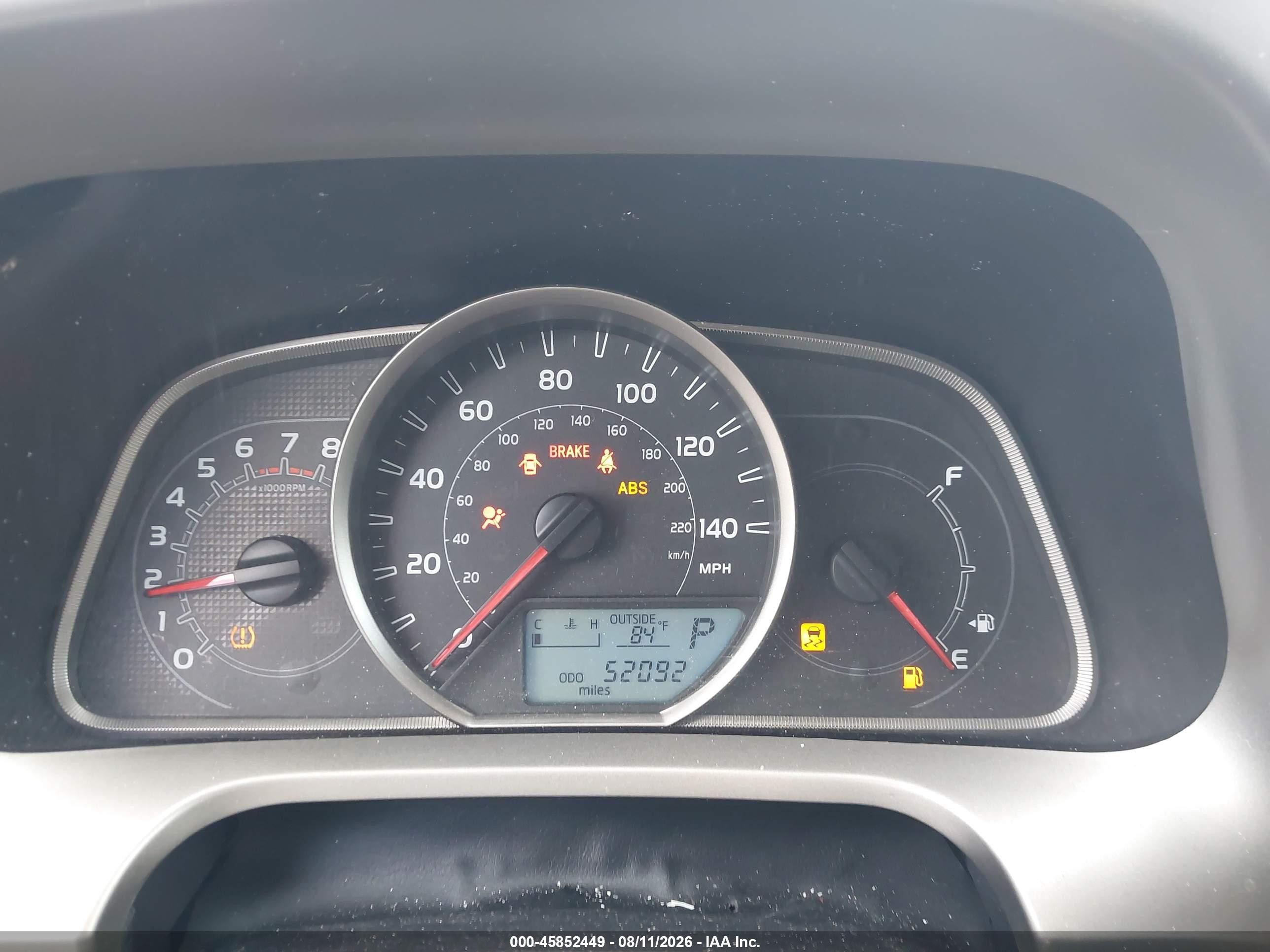 2015 Toyota Rav4 Le White vin: 2T3ZFREV1FW198056