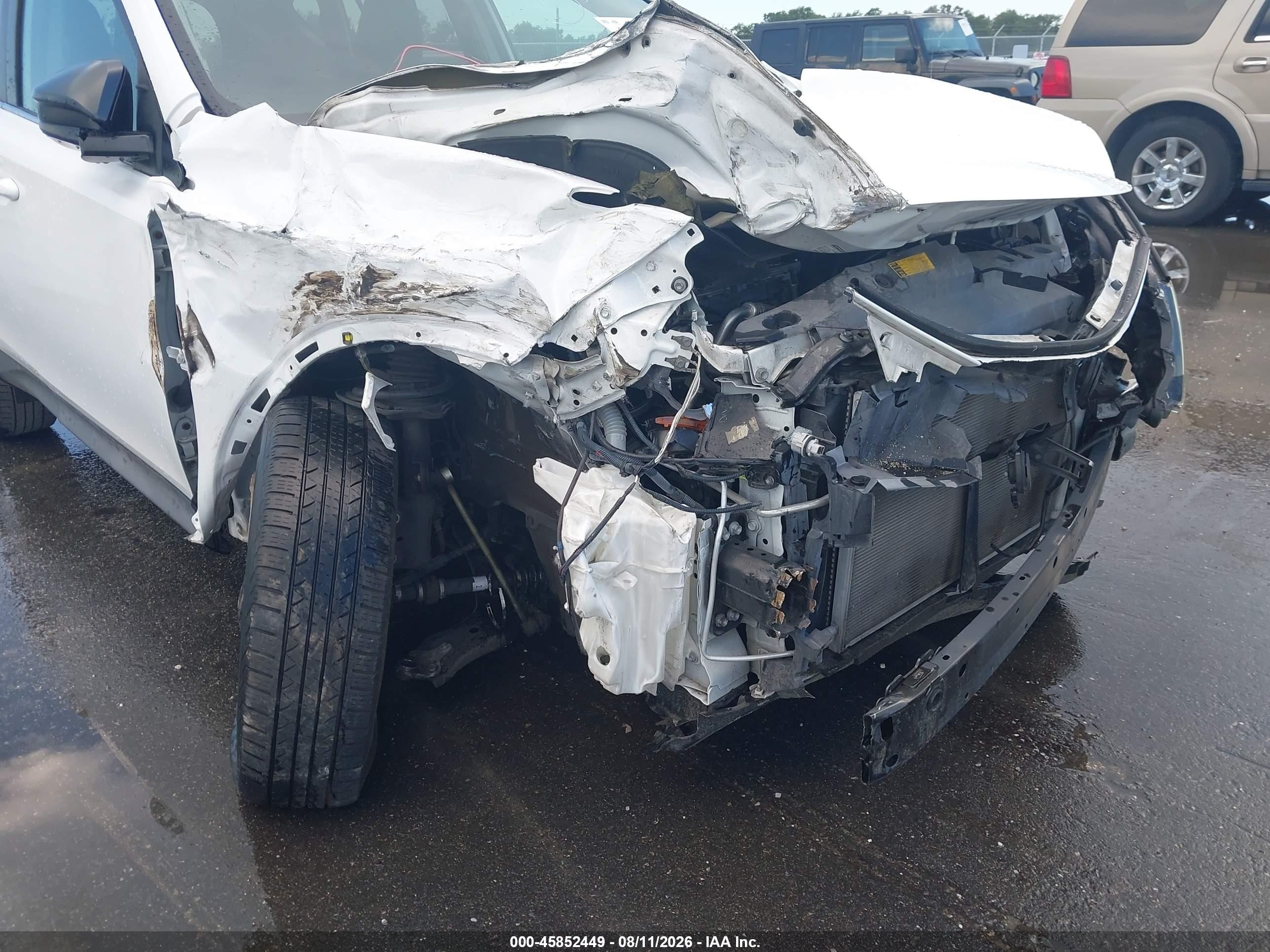 2015 Toyota Rav4 Le White vin: 2T3ZFREV1FW198056