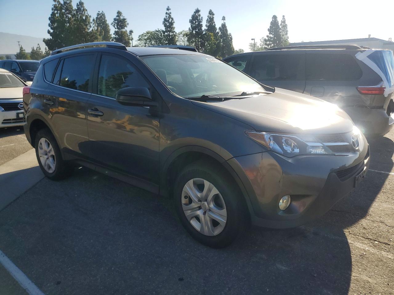 2013 Toyota Rav4 Le Silver vin: 2T3ZFREV2DW023442
