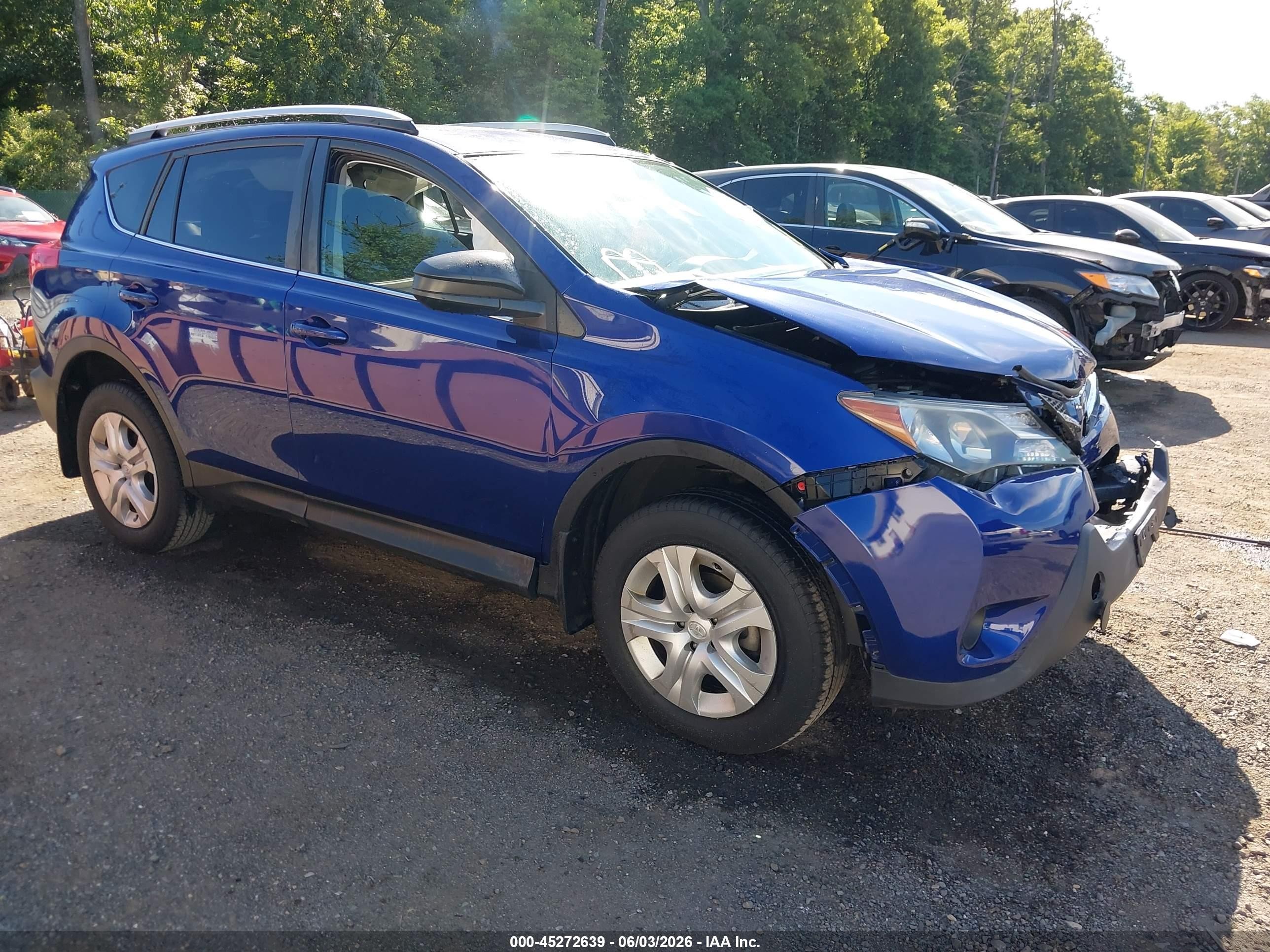2014 Toyota Rav4 Le Blue vin: 2T3ZFREV2EW106841