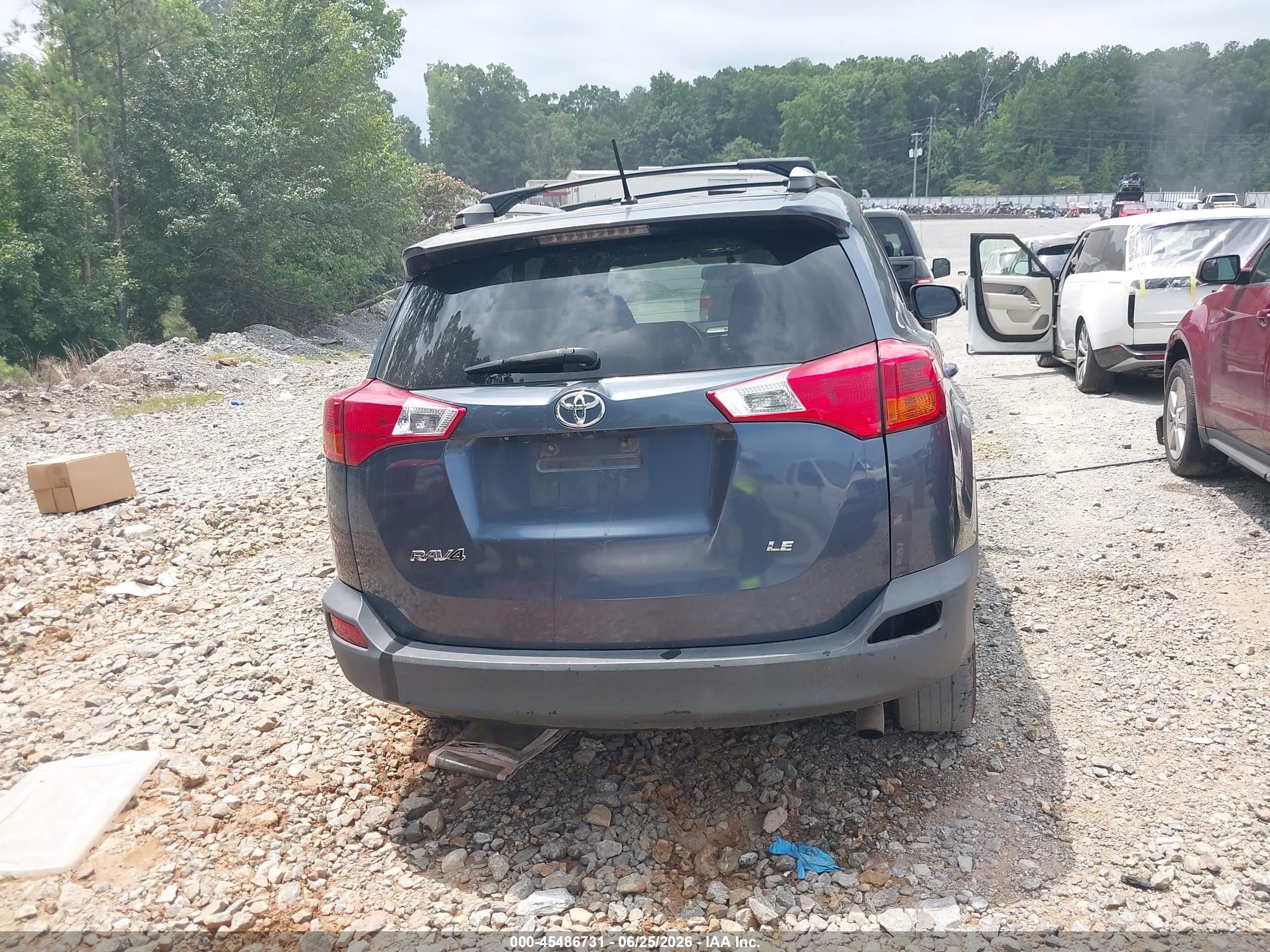2014 Toyota Rav4 Le Blue vin: 2T3ZFREV2EW126698