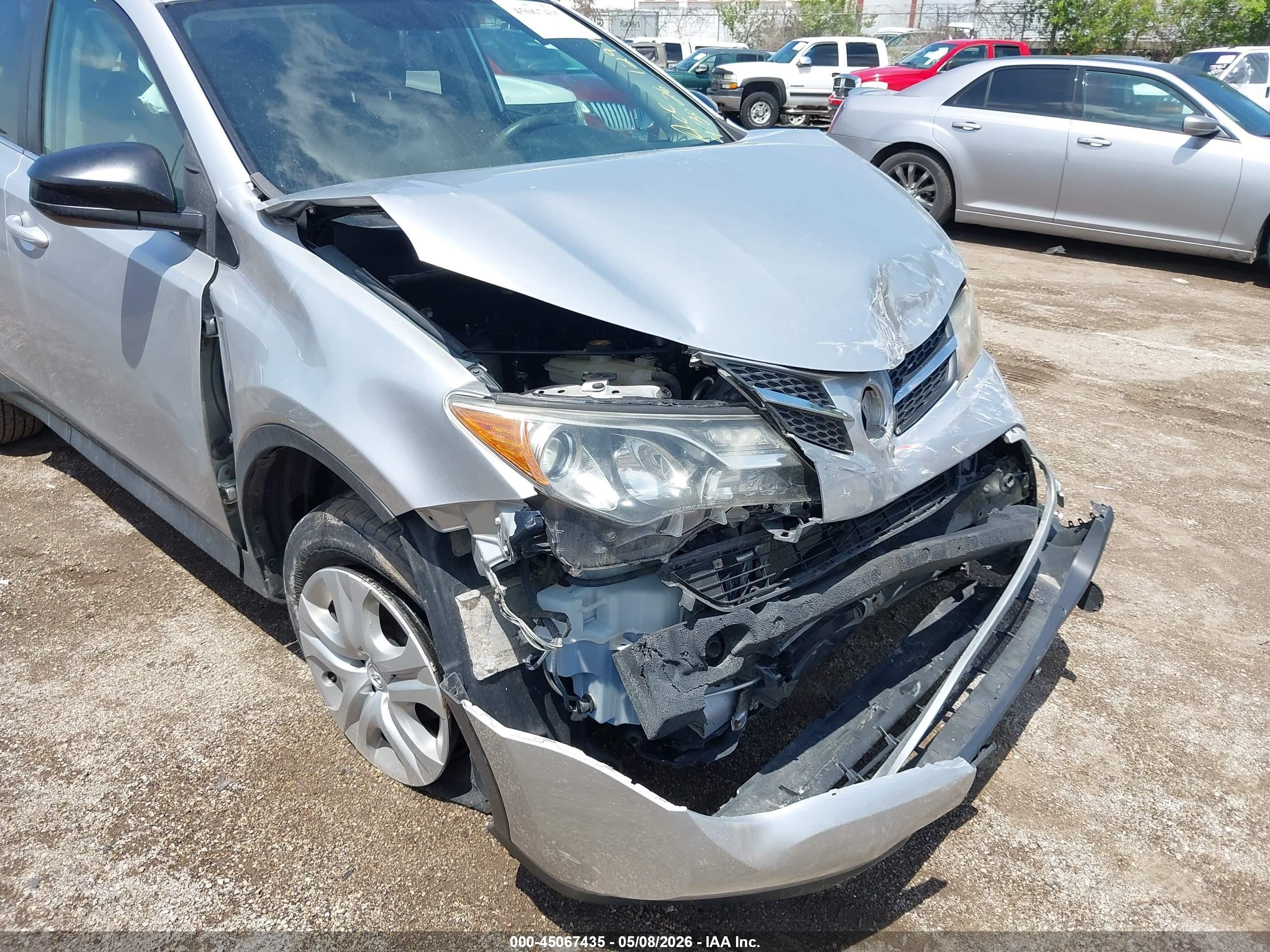 2014 Toyota Rav4 Le Silver vin: 2T3ZFREV2EW129777