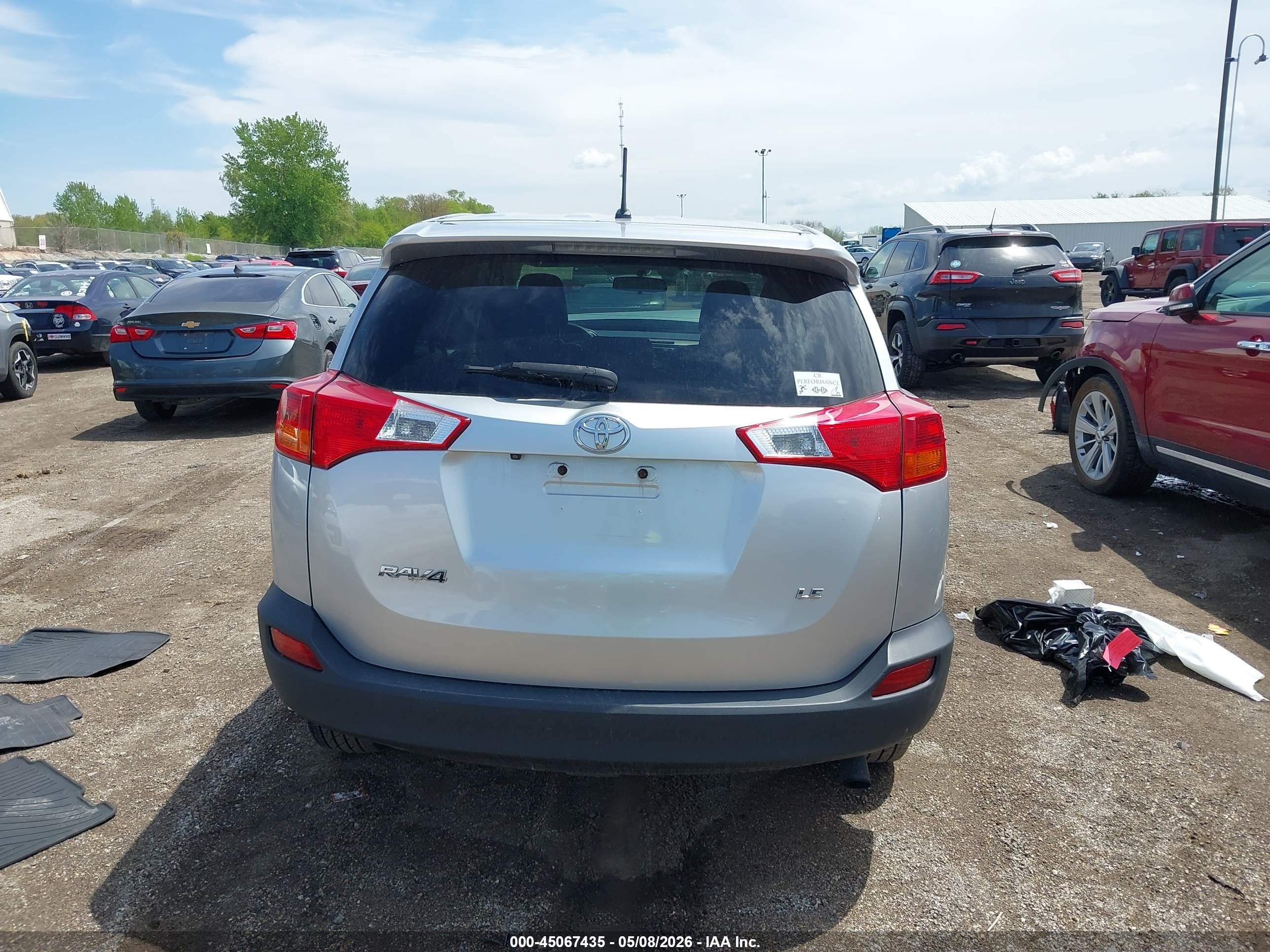 2014 Toyota Rav4 Le Silver vin: 2T3ZFREV2EW129777