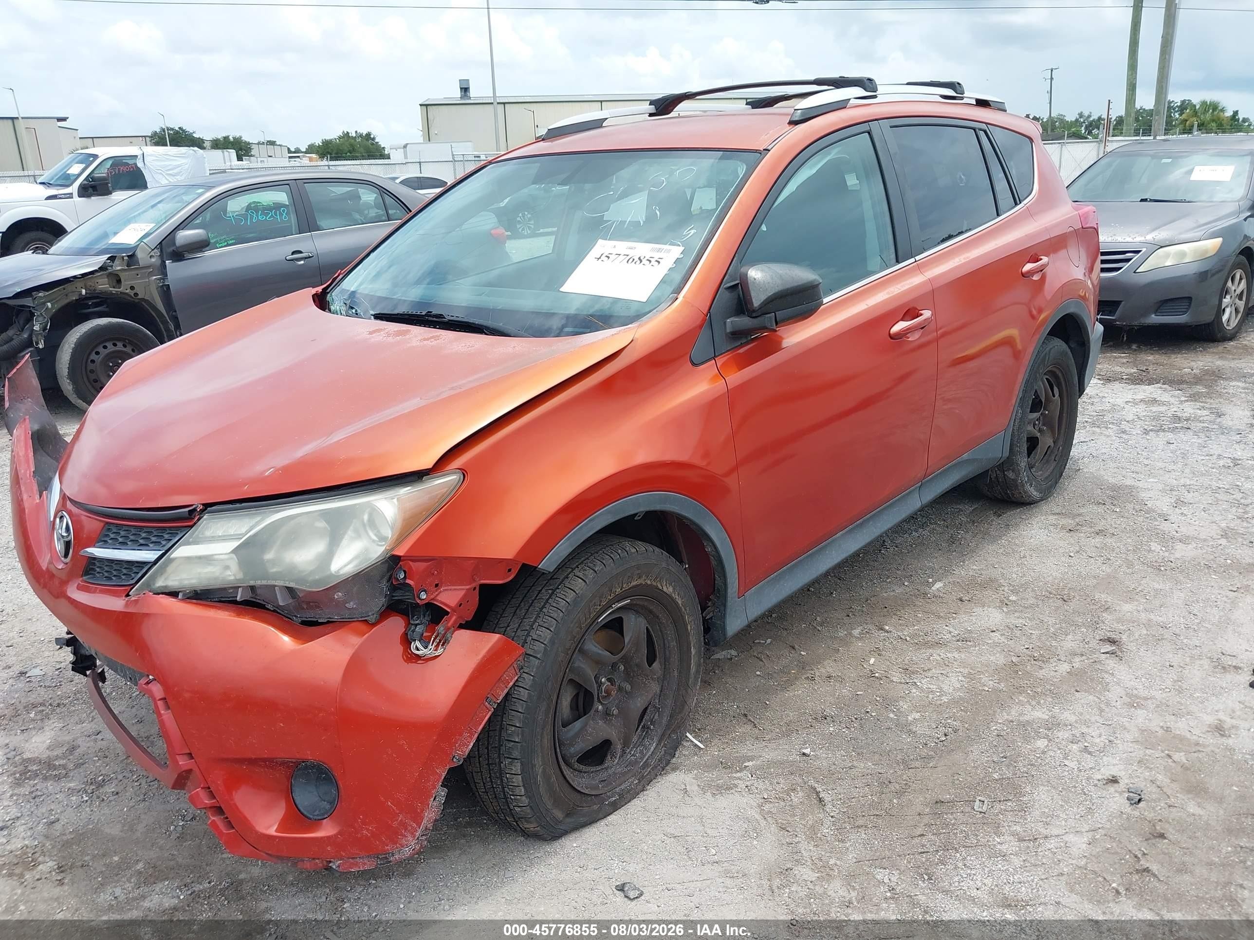 2015 Toyota Rav4 Le Orange vin: 2T3ZFREV2FW133135