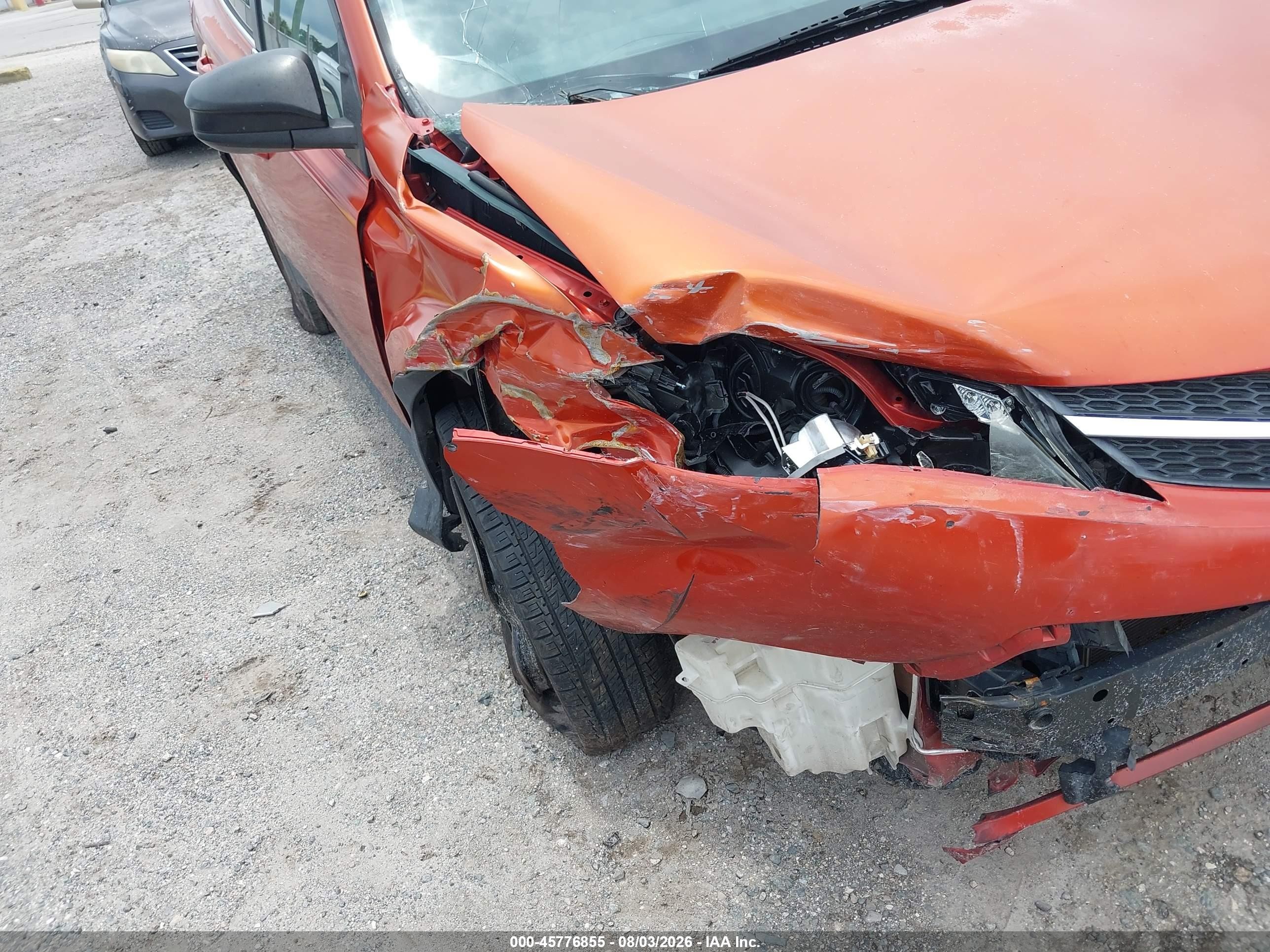 2015 Toyota Rav4 Le Orange vin: 2T3ZFREV2FW133135
