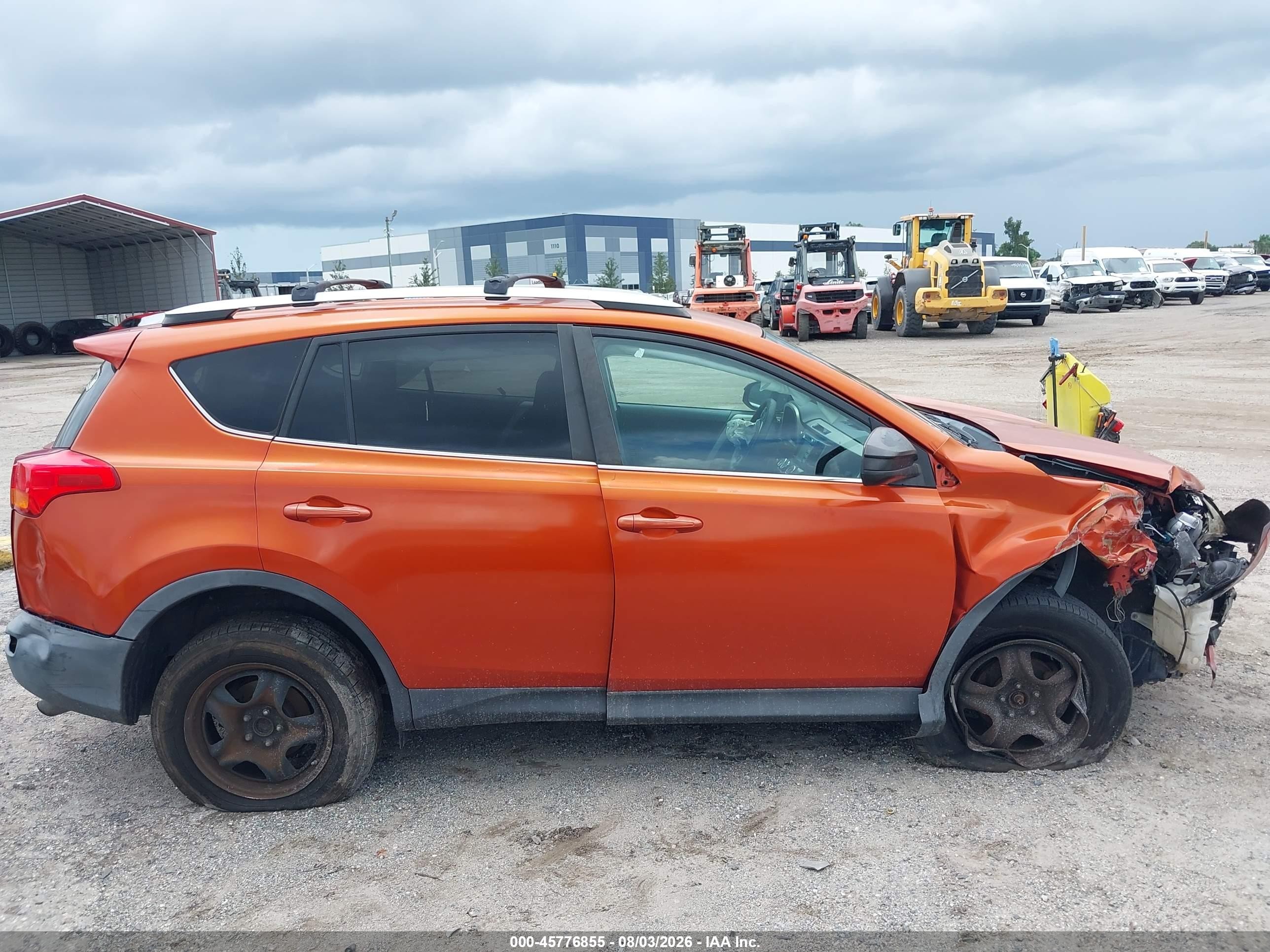 2015 Toyota Rav4 Le Orange vin: 2T3ZFREV2FW133135
