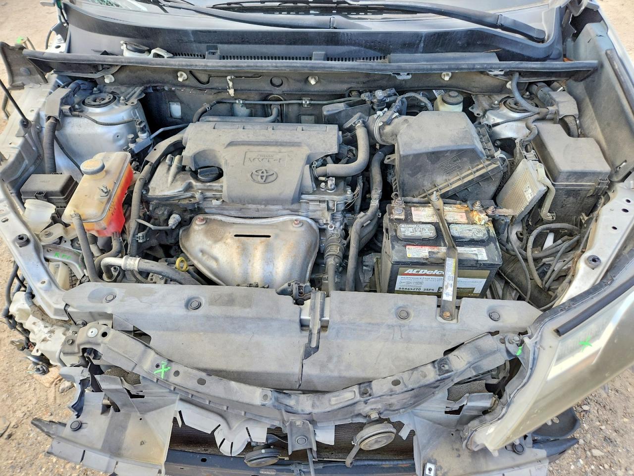2015 Toyota Rav4 Le Silver vin: 2T3ZFREV2FW149013
