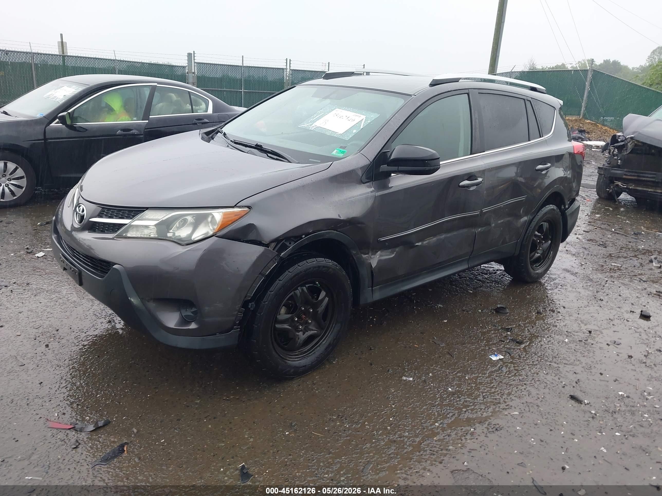 2015 Toyota Rav4 Le Gray vin: 2T3ZFREV2FW205600