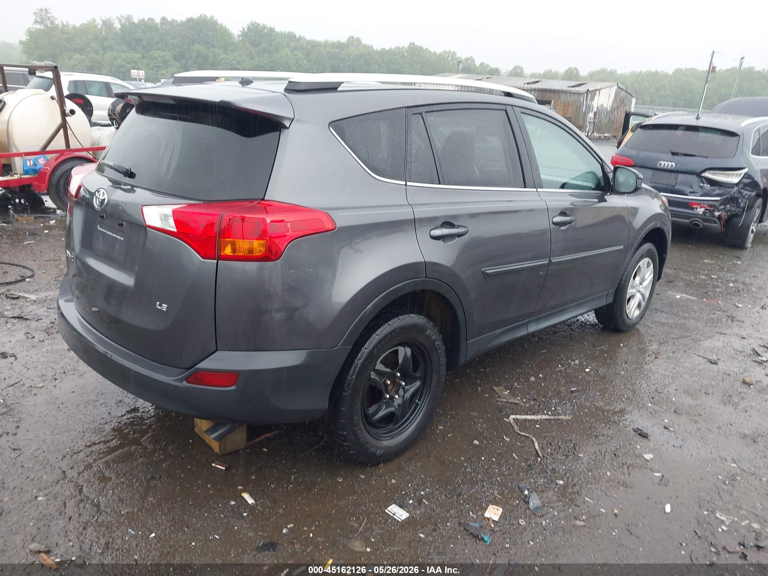 2015 Toyota Rav4 Le Gray vin: 2T3ZFREV2FW205600