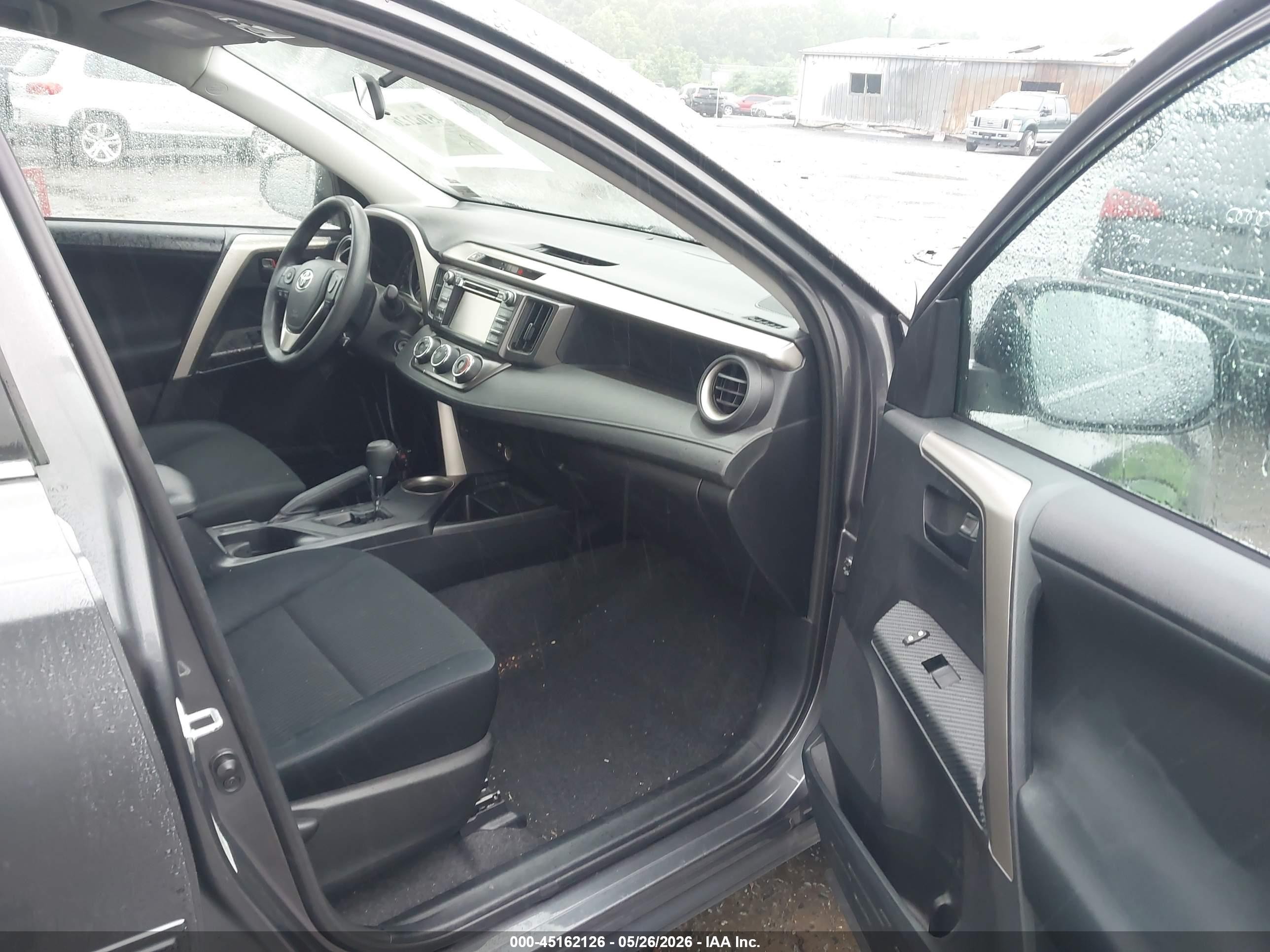 2015 Toyota Rav4 Le Gray vin: 2T3ZFREV2FW205600