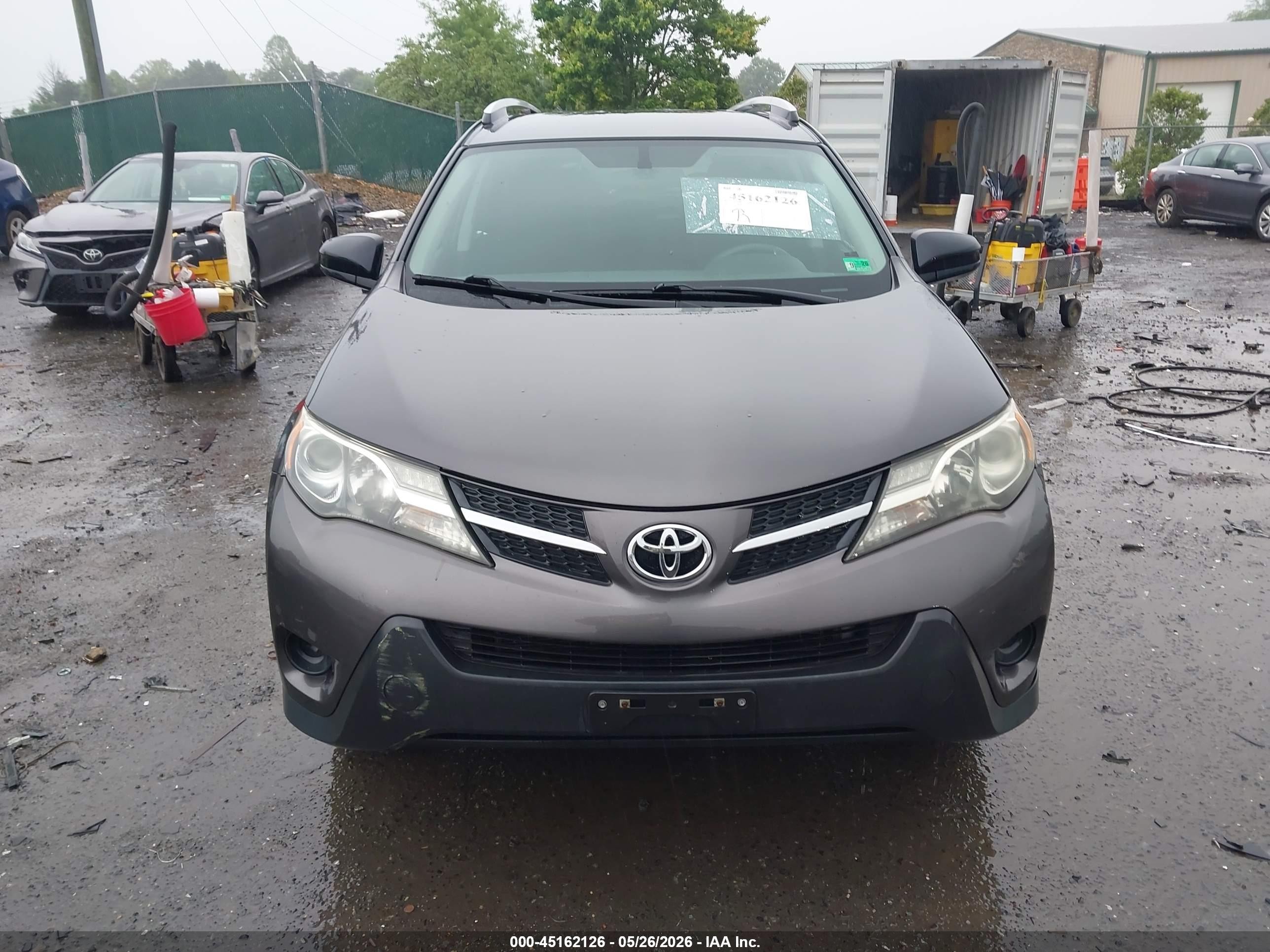 2015 Toyota Rav4 Le Gray vin: 2T3ZFREV2FW205600