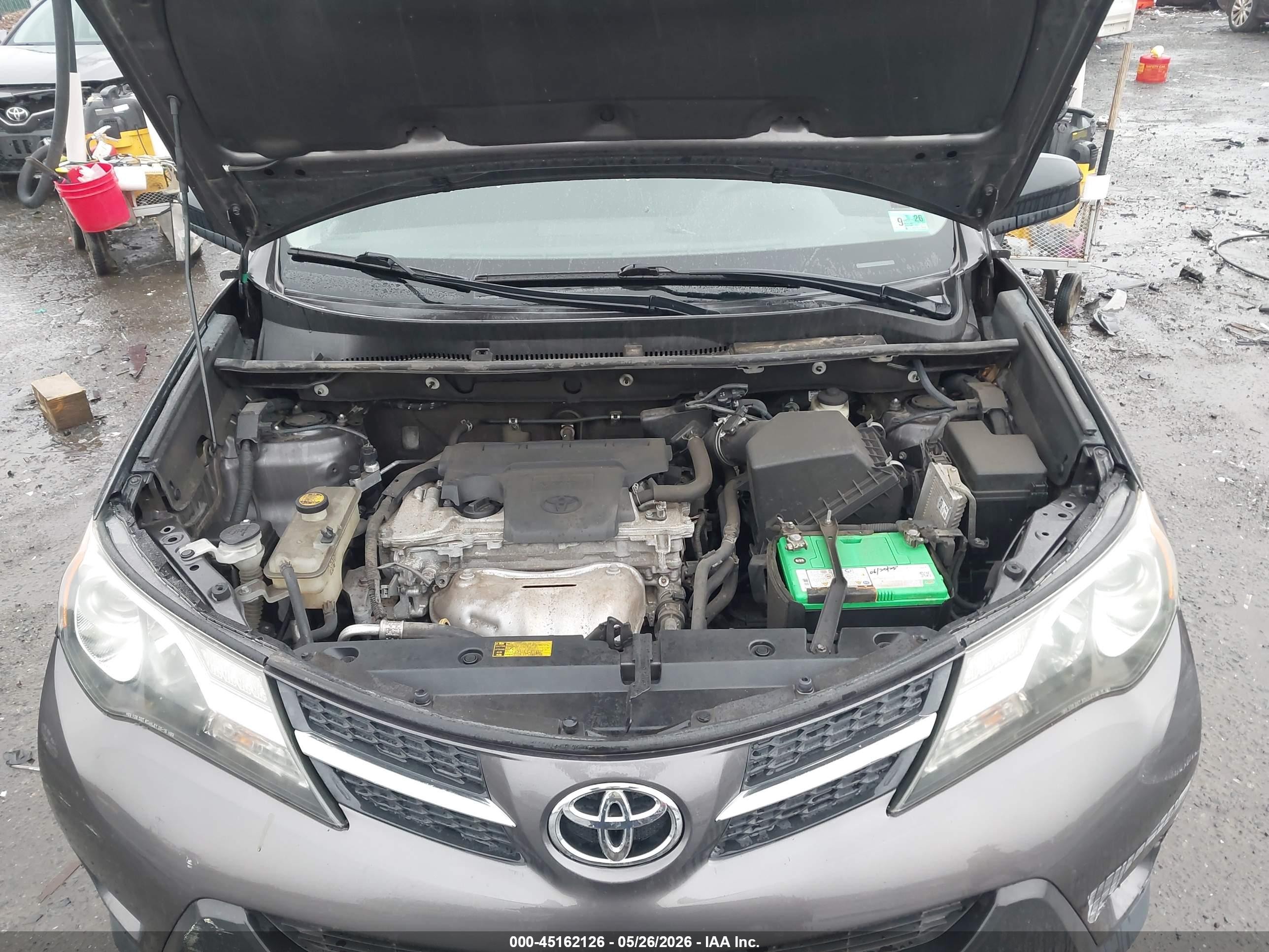 2015 Toyota Rav4 Le Gray vin: 2T3ZFREV2FW205600