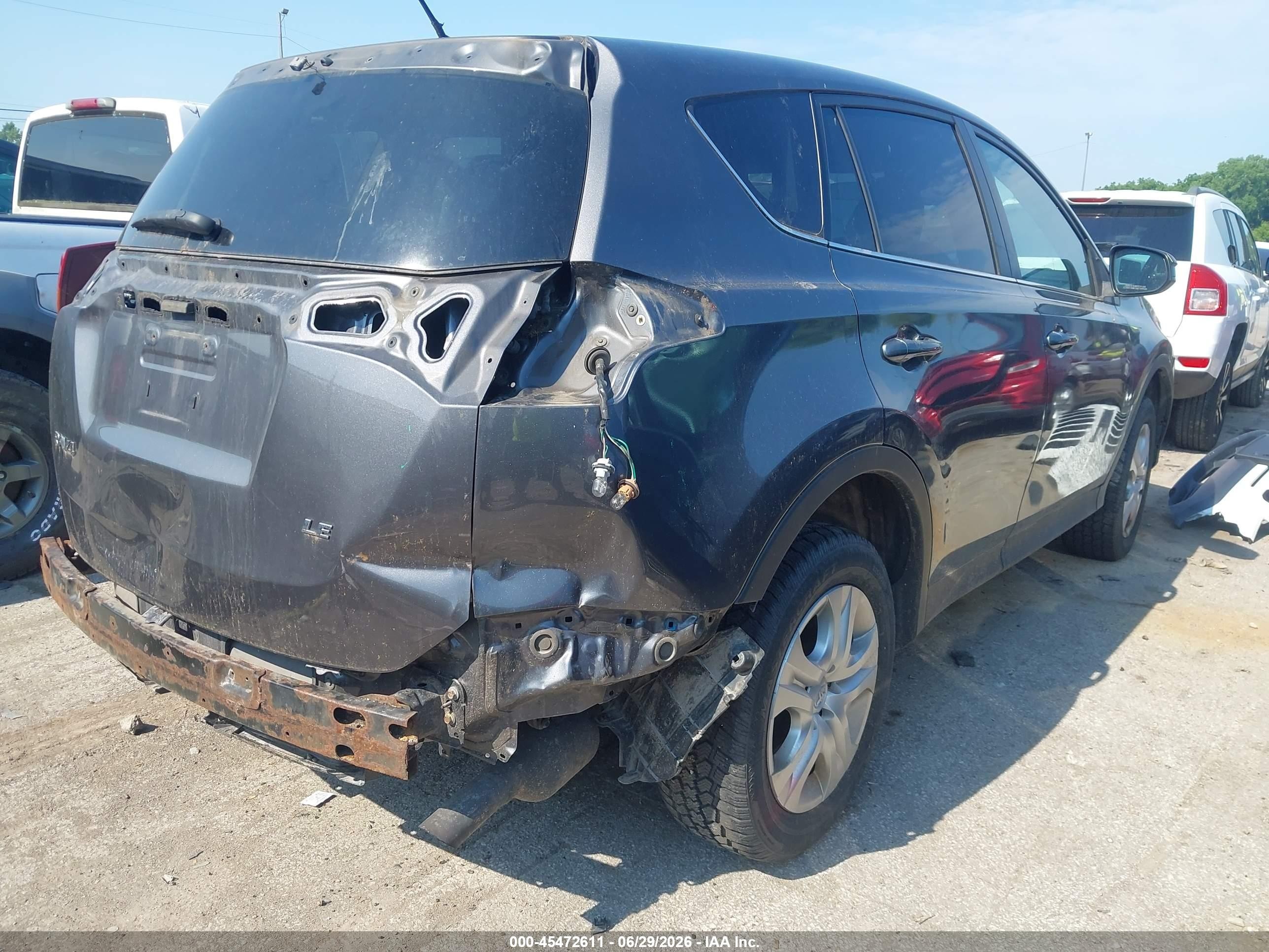 2015 Toyota Rav4 Le Gray vin: 2T3ZFREV2FW208206