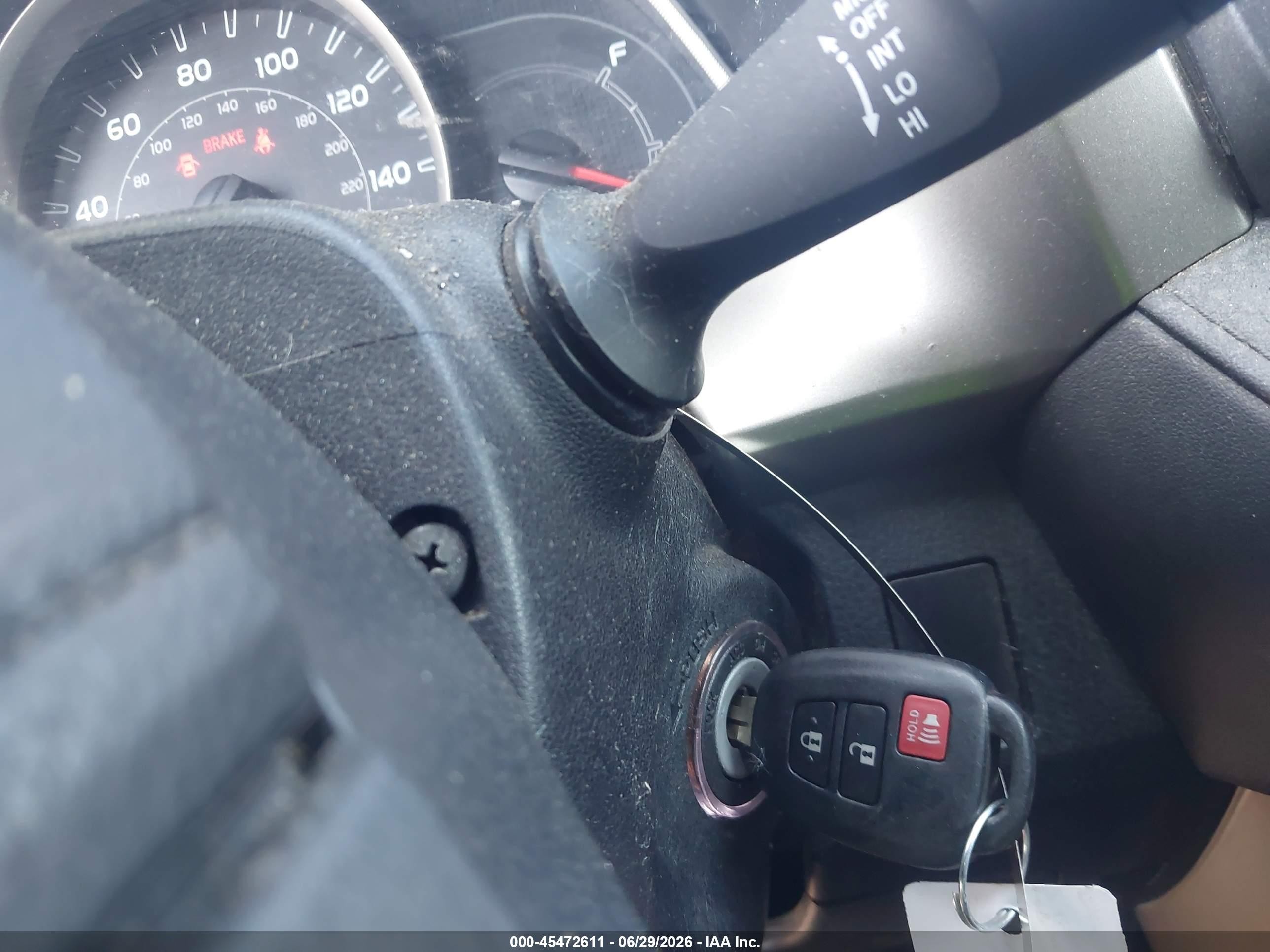 2015 Toyota Rav4 Le Gray vin: 2T3ZFREV2FW208206