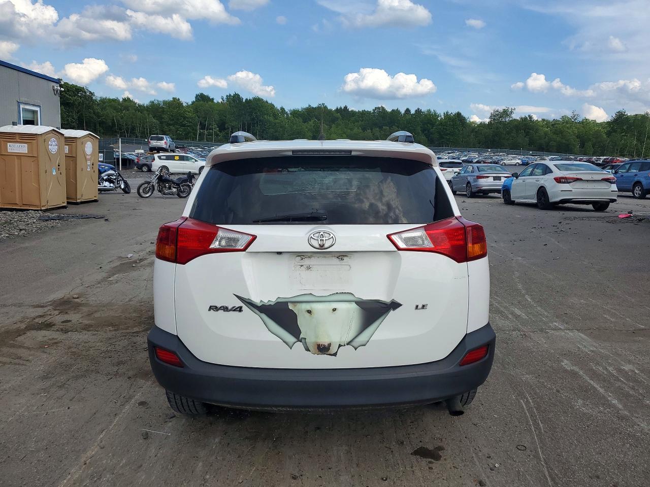 2013 Toyota Rav4 Le White vin: 2T3ZFREV3DW067160