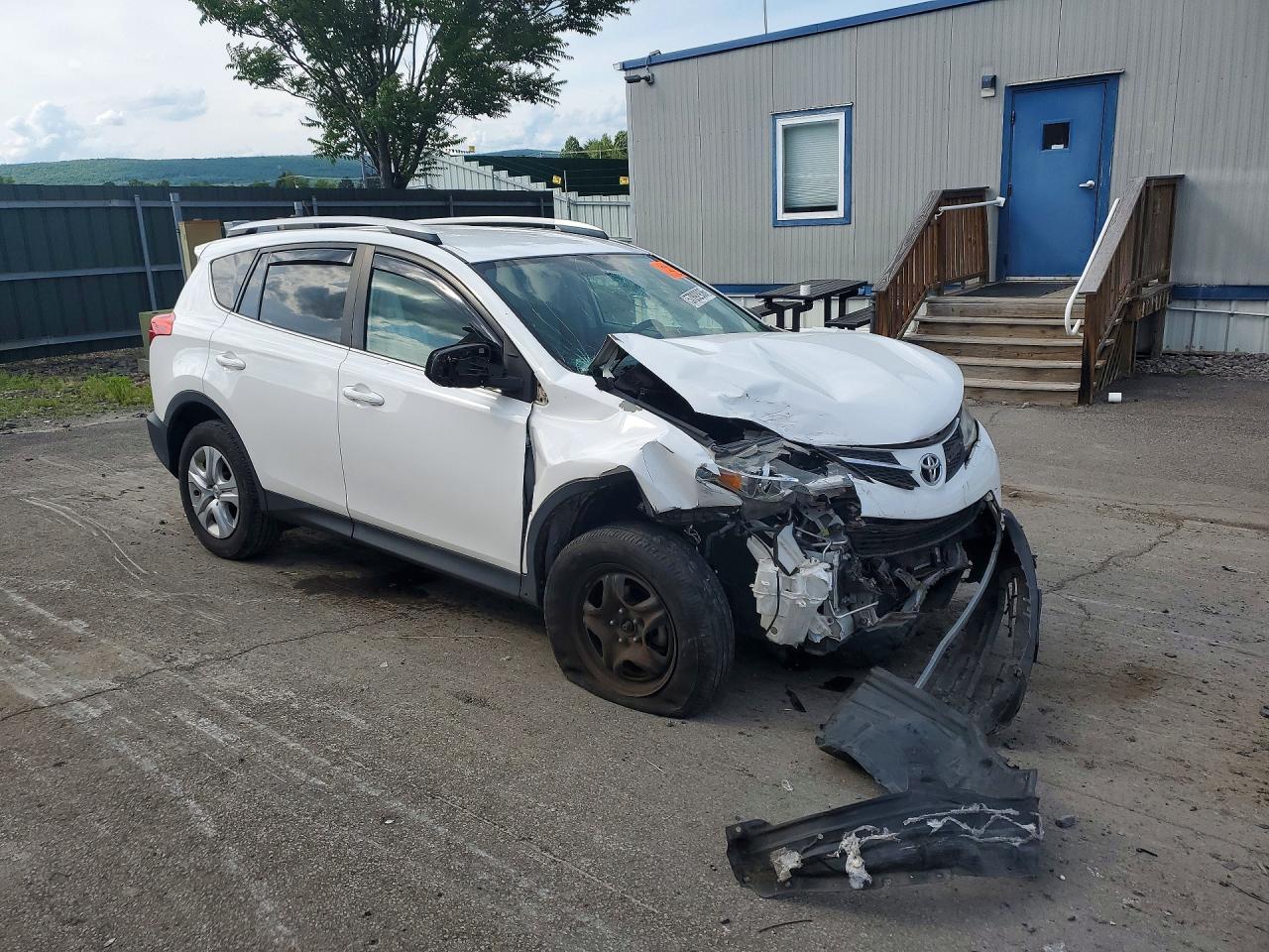2013 Toyota Rav4 Le White vin: 2T3ZFREV3DW067160