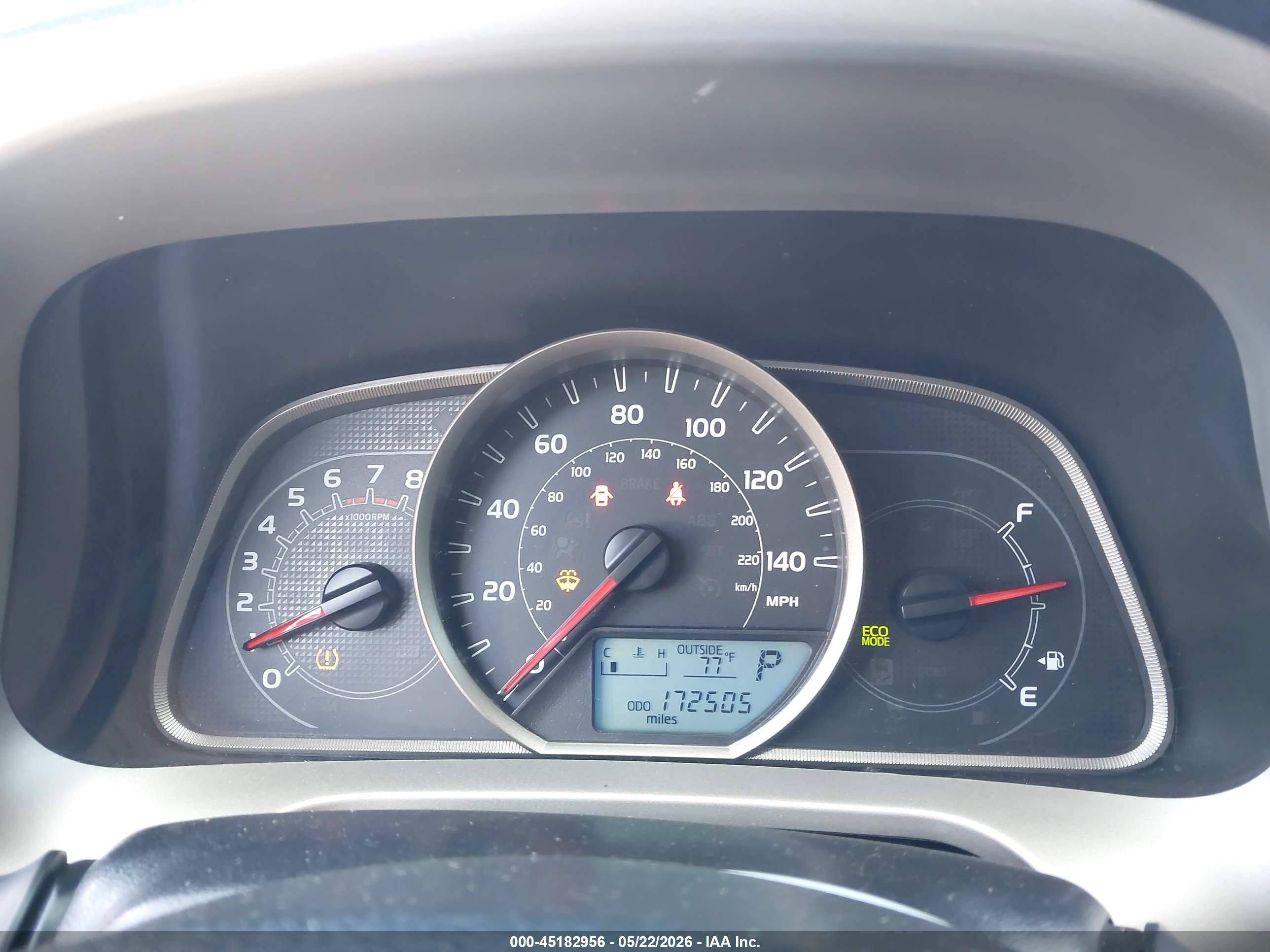 2014 Toyota Rav4 Le White vin: 2T3ZFREV3EW083831