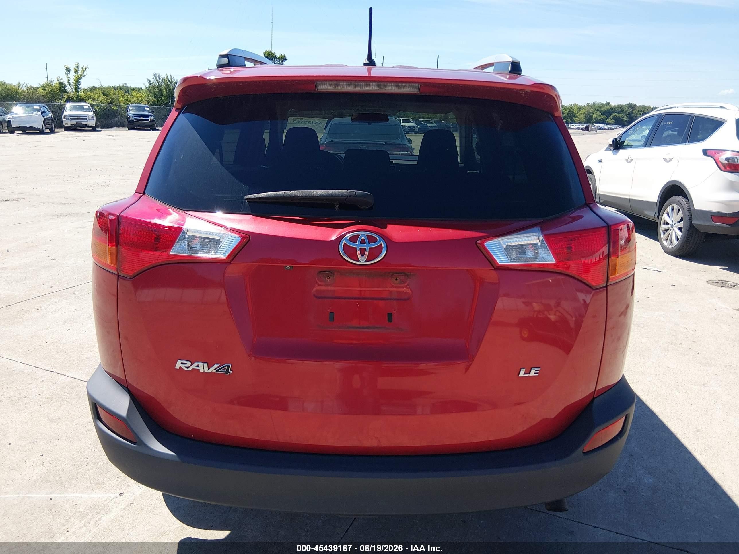 2014 Toyota Rav4 Le Red vin: 2T3ZFREV3EW090942