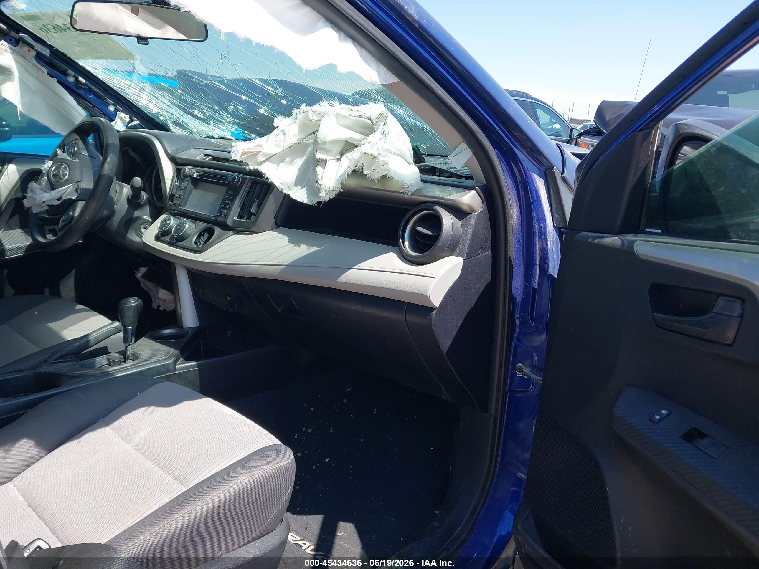 2014 Toyota Rav4 Le Blue vin: 2T3ZFREV3EW112096