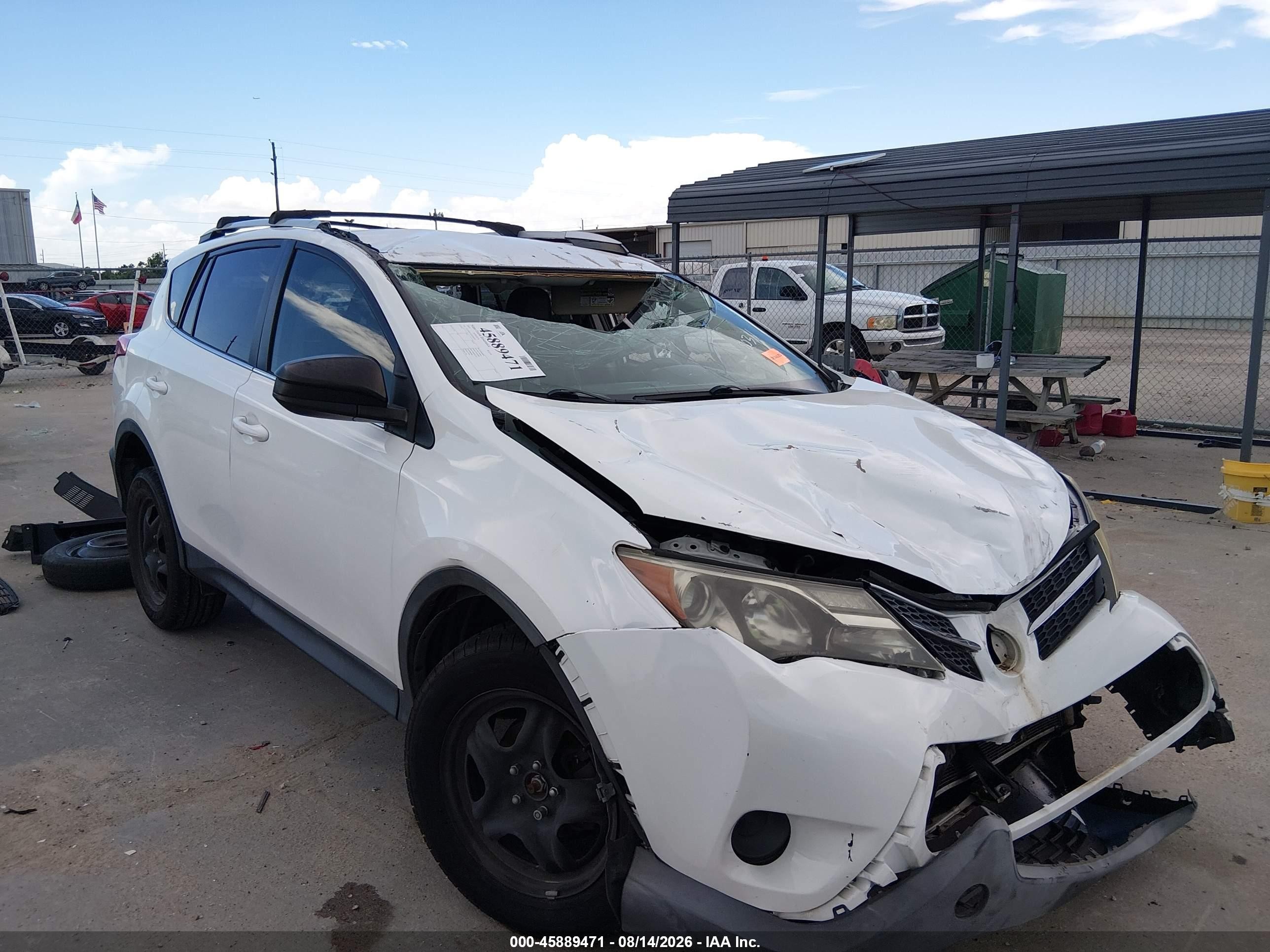 2015 Toyota Rav4 Le White vin: 2T3ZFREV3FW200387