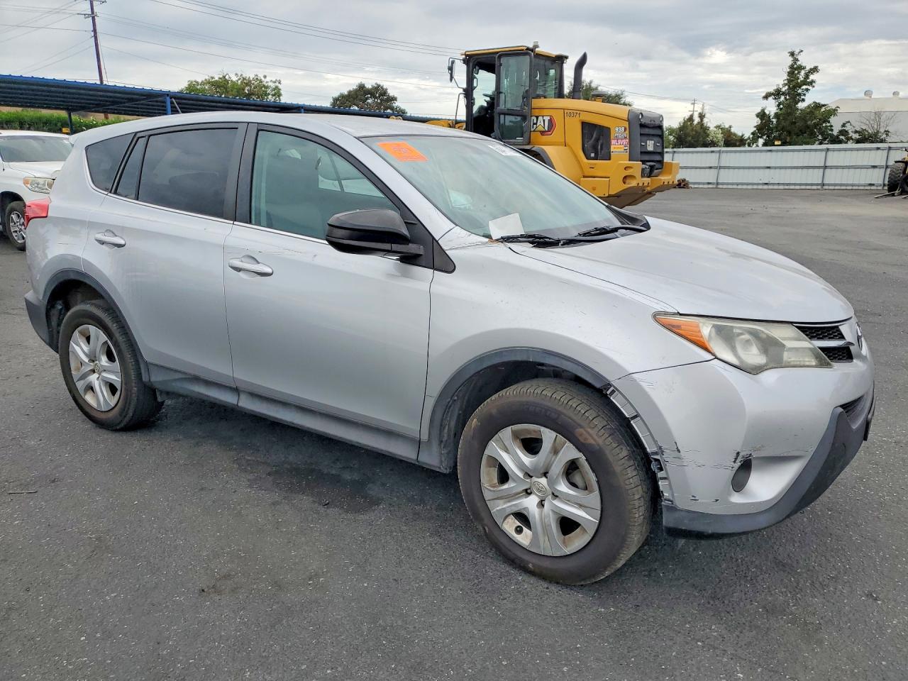 2015 Toyota Rav4 Le Silver vin: 2T3ZFREV3FW205735