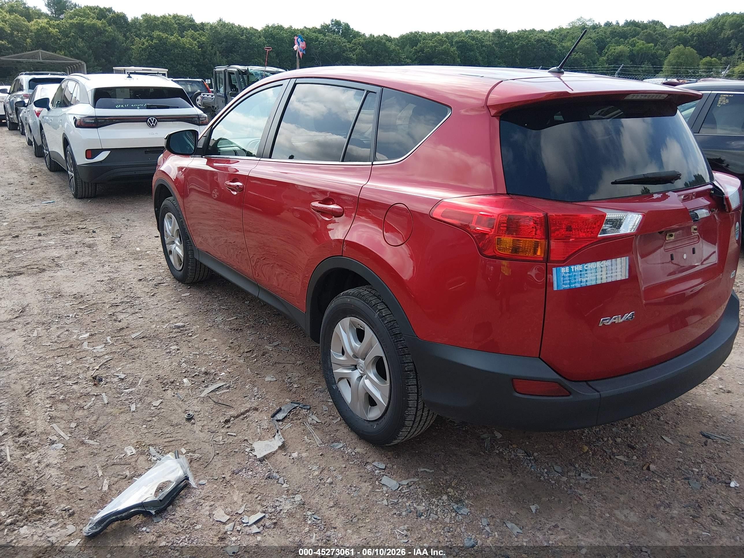 2015 Toyota Rav4 Le Red vin: 2T3ZFREV3FW205962