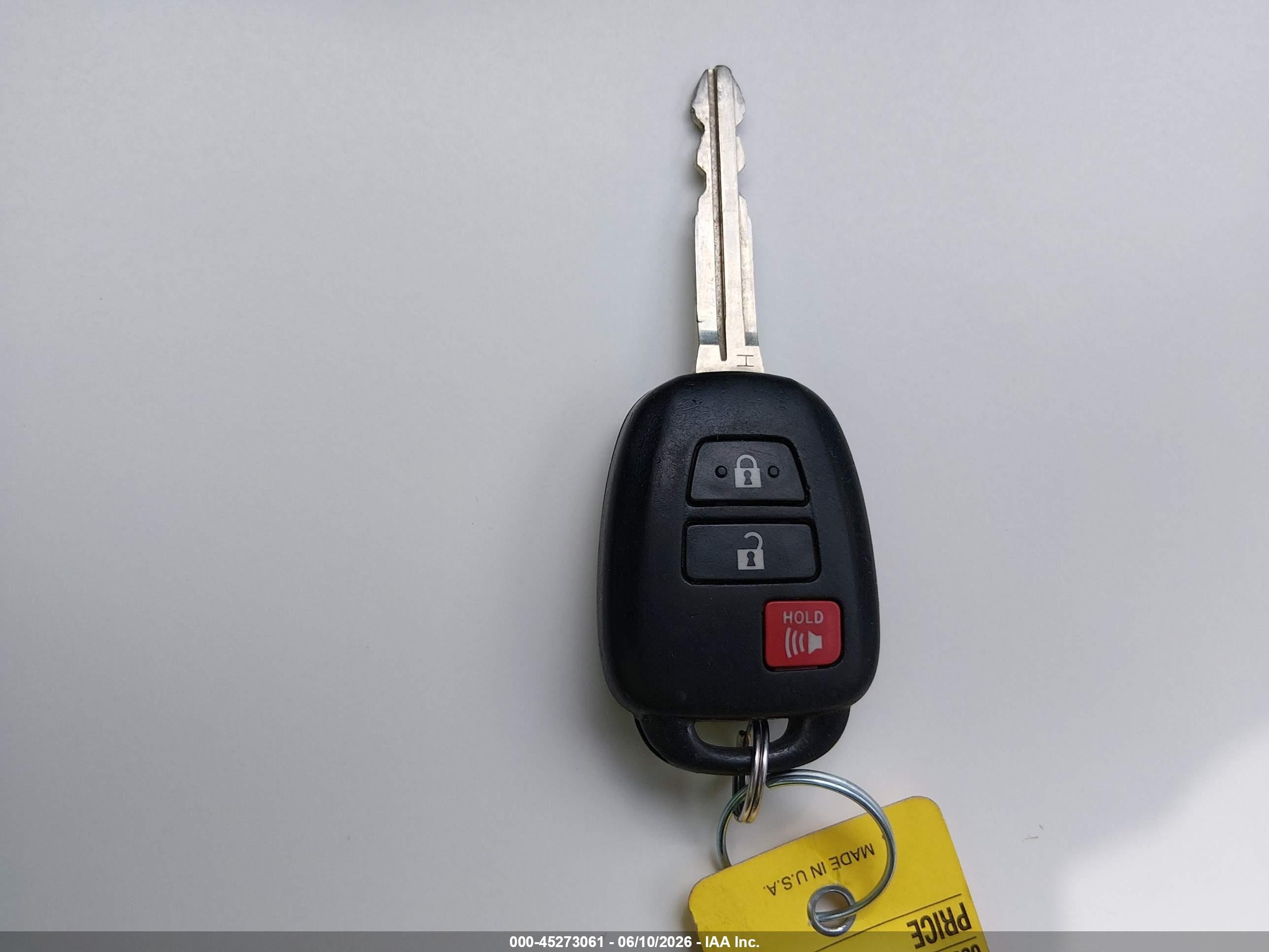 2015 Toyota Rav4 Le Red vin: 2T3ZFREV3FW205962