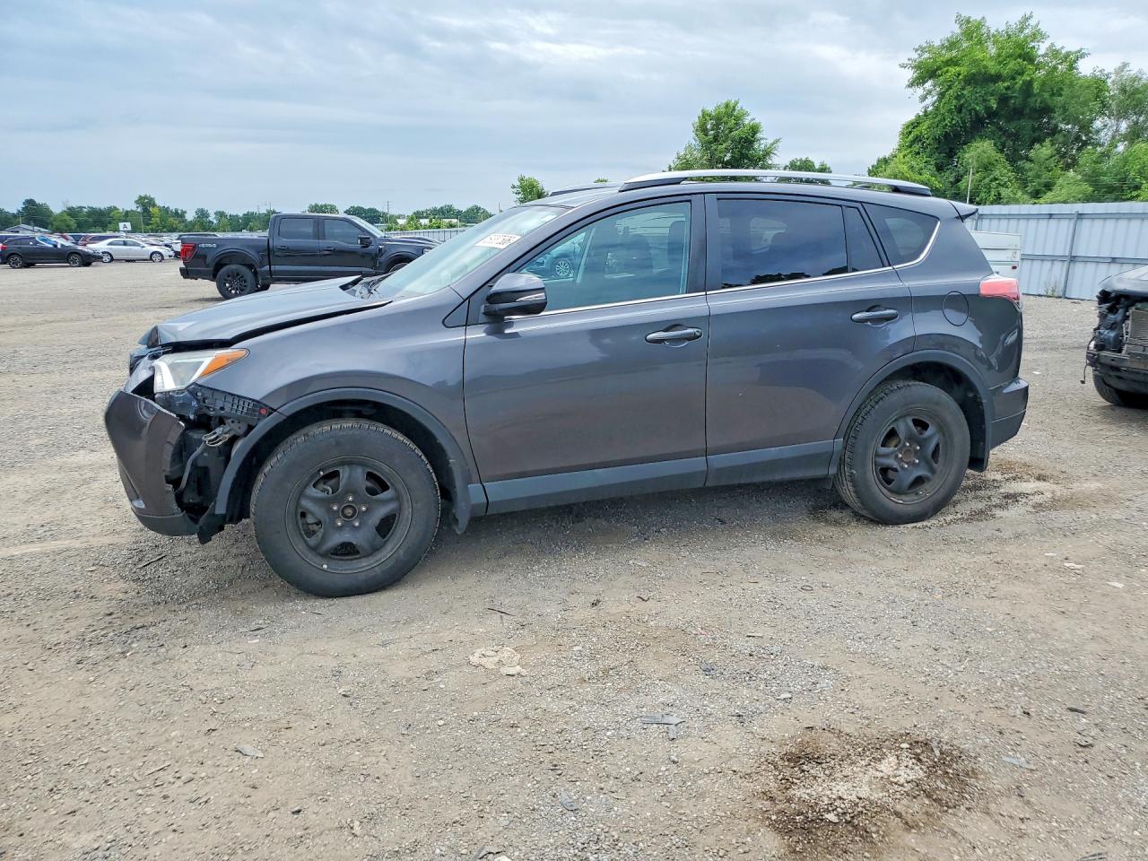 2017 Toyota Rav4 Le Black vin: 2T3ZFREV3HW396270