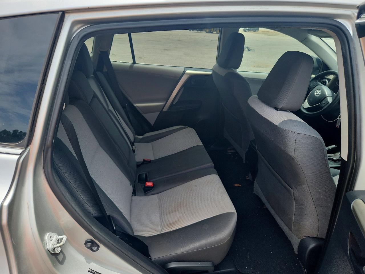 2013 Toyota Rav4 Le Silver vin: 2T3ZFREV4DW005735