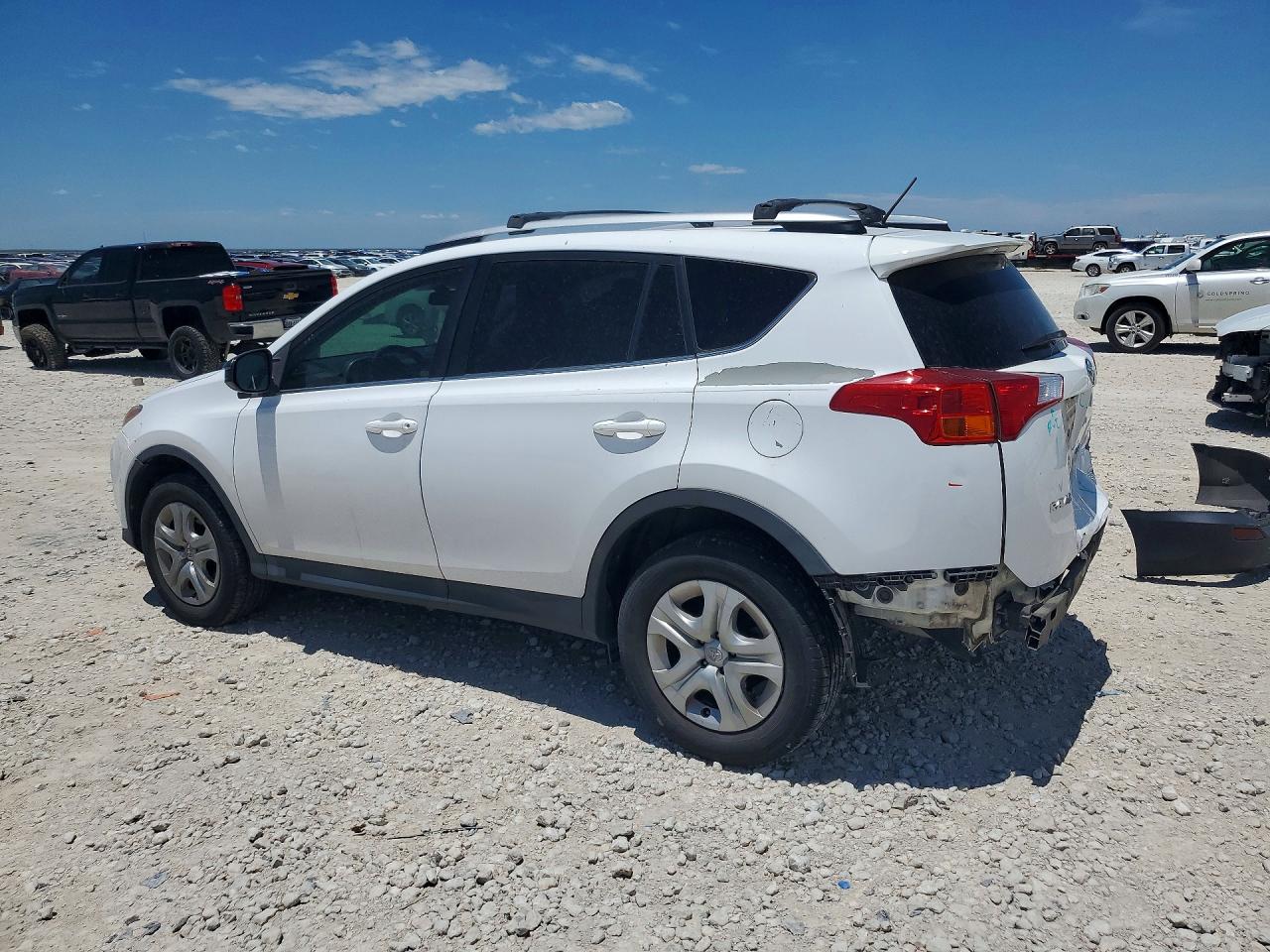 2013 Toyota Rav4 Le White vin: 2T3ZFREV4DW050528