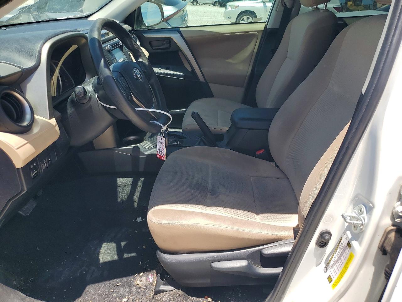 2013 Toyota Rav4 Le White vin: 2T3ZFREV4DW050528