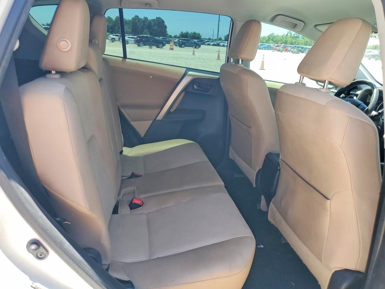 2013 Toyota Rav4 Le White vin: 2T3ZFREV4DW050528