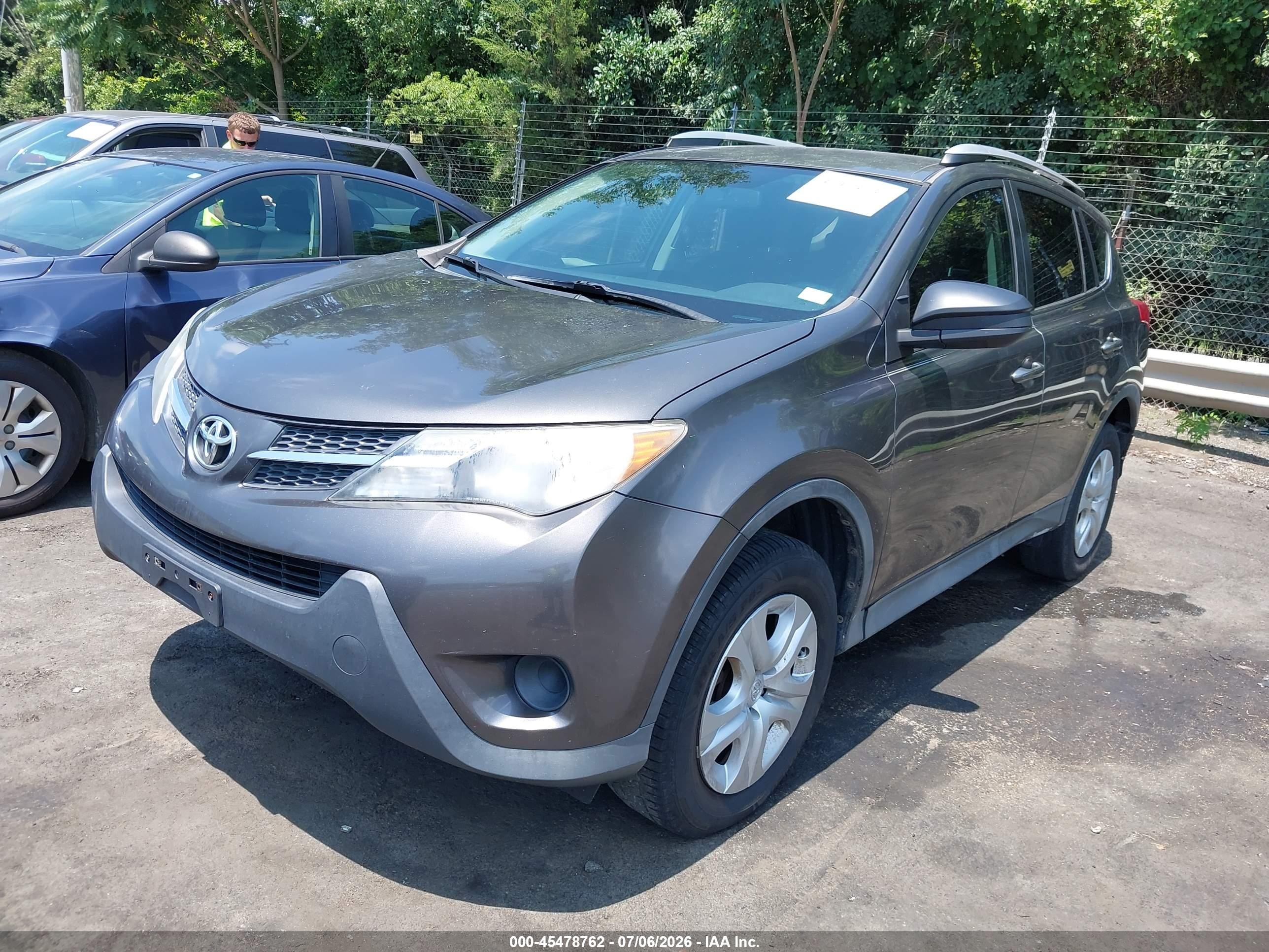2014 Toyota Rav4 Le Gray vin: 2T3ZFREV4EW081263
