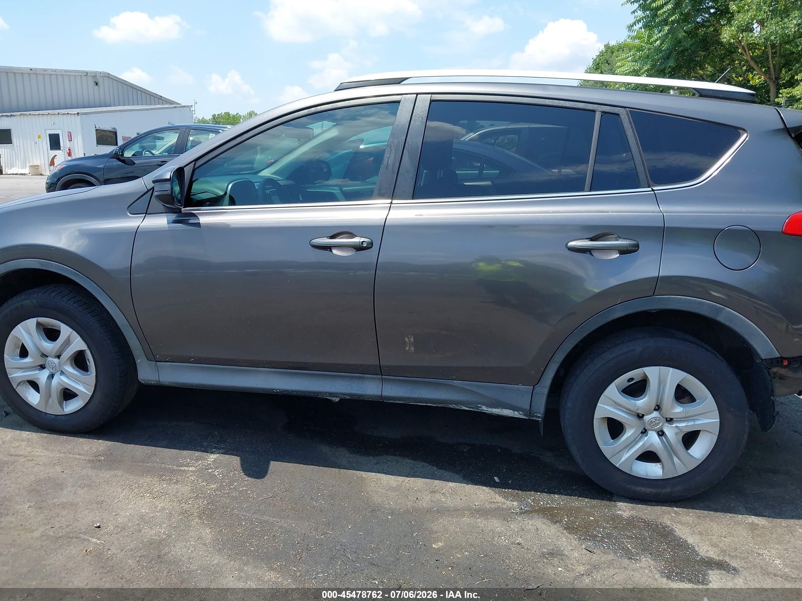 2014 Toyota Rav4 Le Gray vin: 2T3ZFREV4EW081263