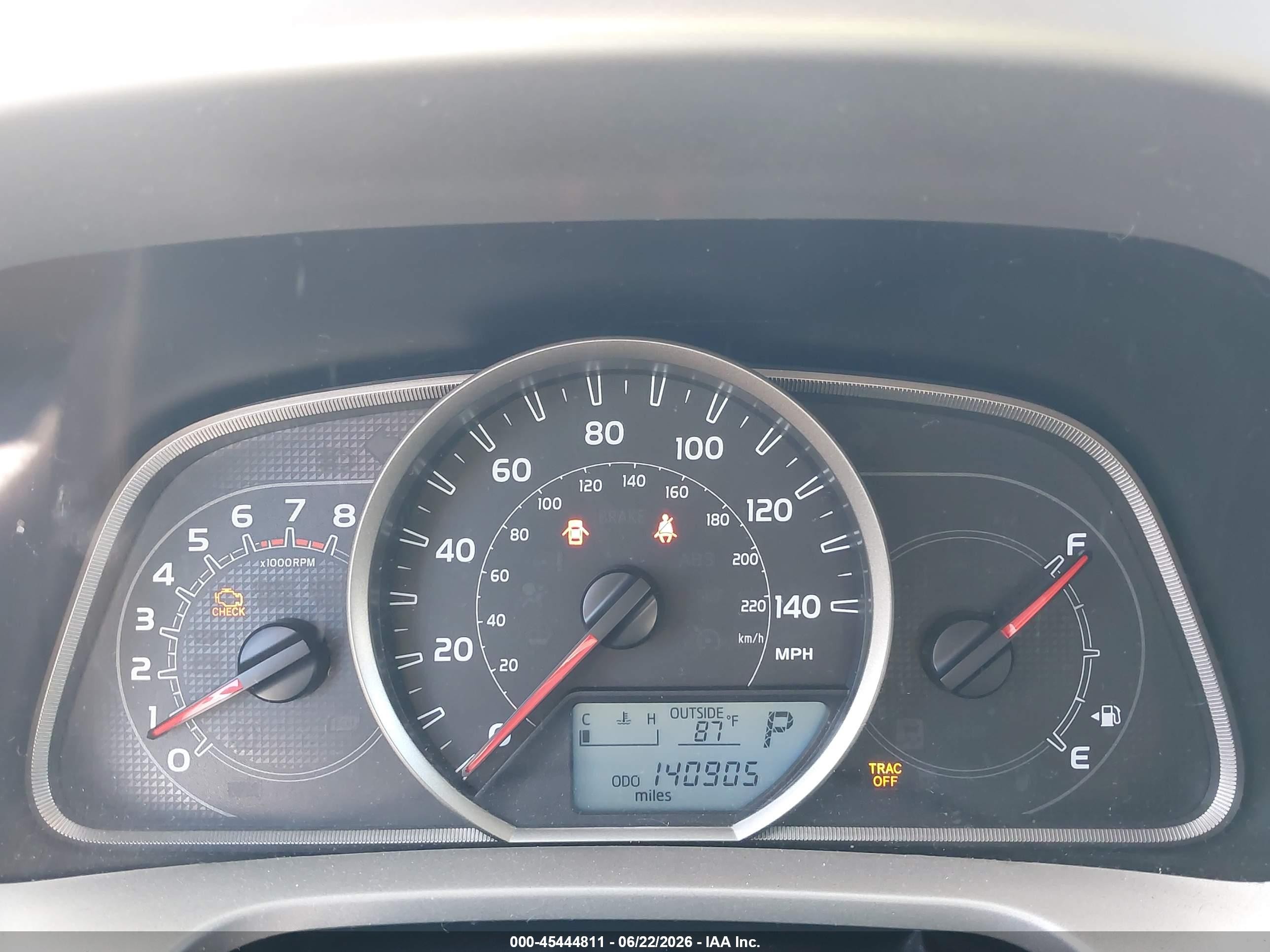 2014 Toyota Rav4 Le Silver vin: 2T3ZFREV4EW087595